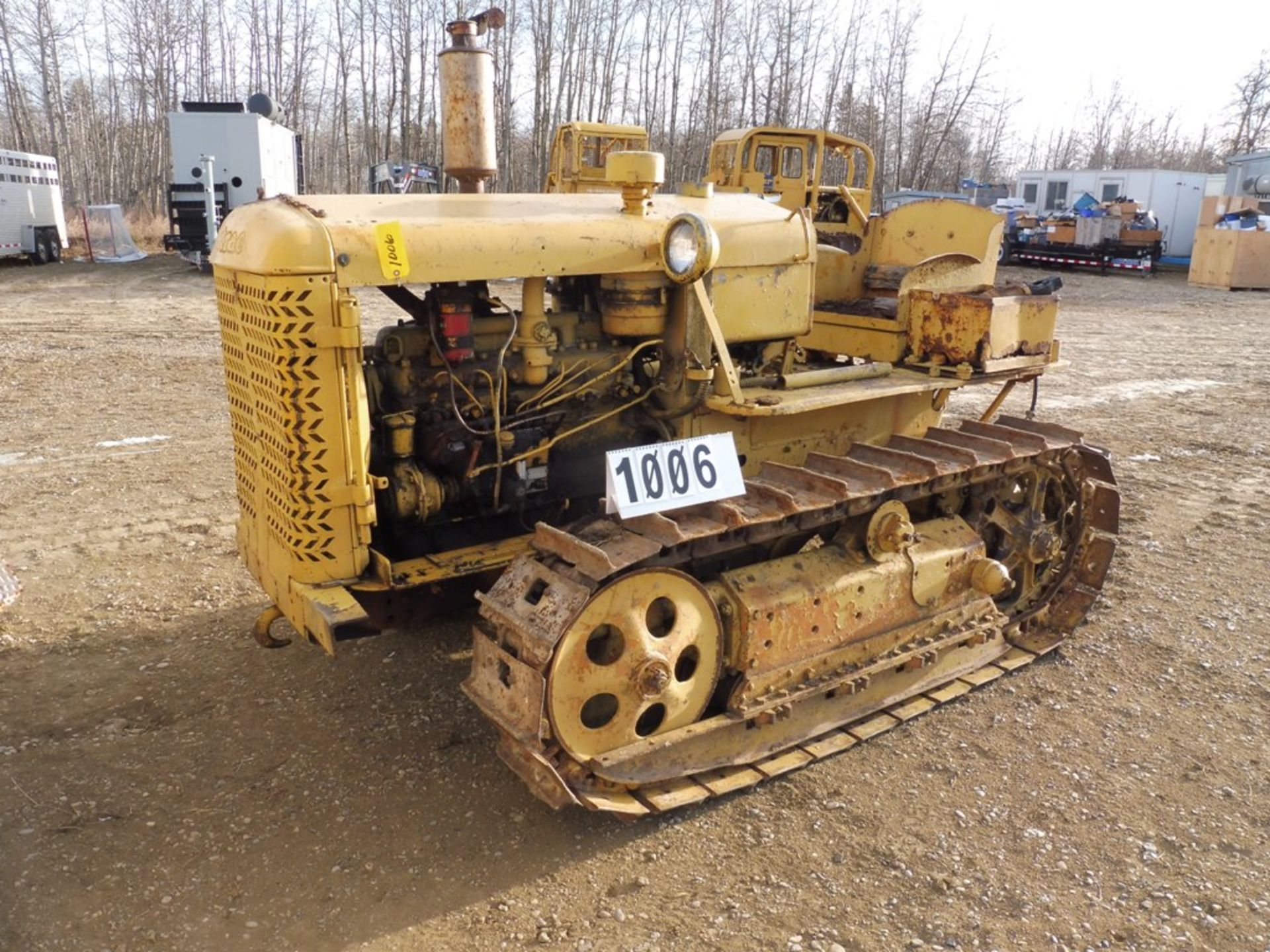 OLIVER CLETRAC CRAWLER TRACTOR S/N L816332