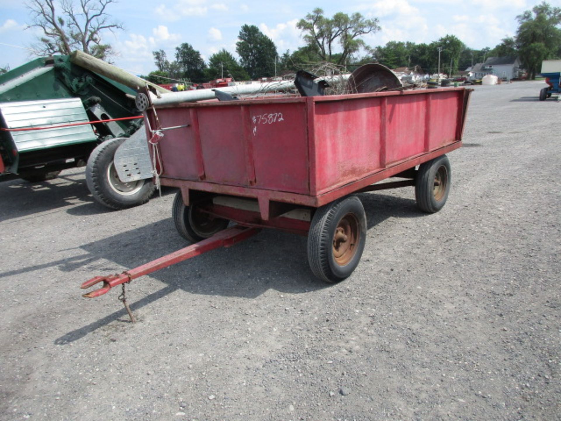 BARGE WAGON FULL OF MISC. - Image 2 of 3