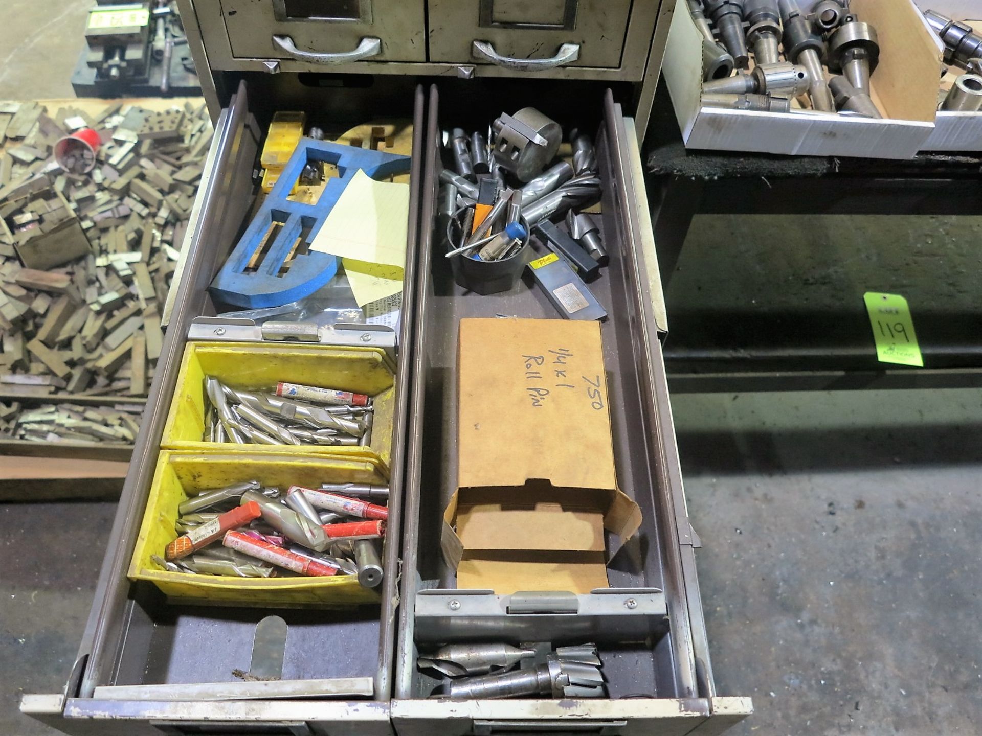 12 DRAWER PARTS CABINET W/ ENDMILLS, ALLENS, TAPS-DIES, AND RELATED ITEMS - Image 4 of 8