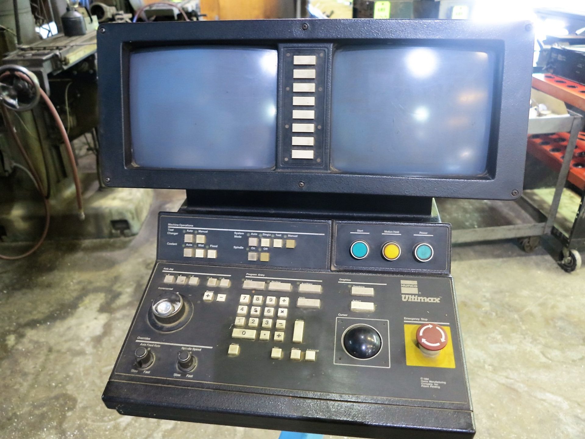 HURCO CNC VERTICAL MACHINE CENTER, S/N MD-8001104A, MODEL MD1, HURCO-ULTAMAX CONTROL, 40 TAPER - Image 3 of 3