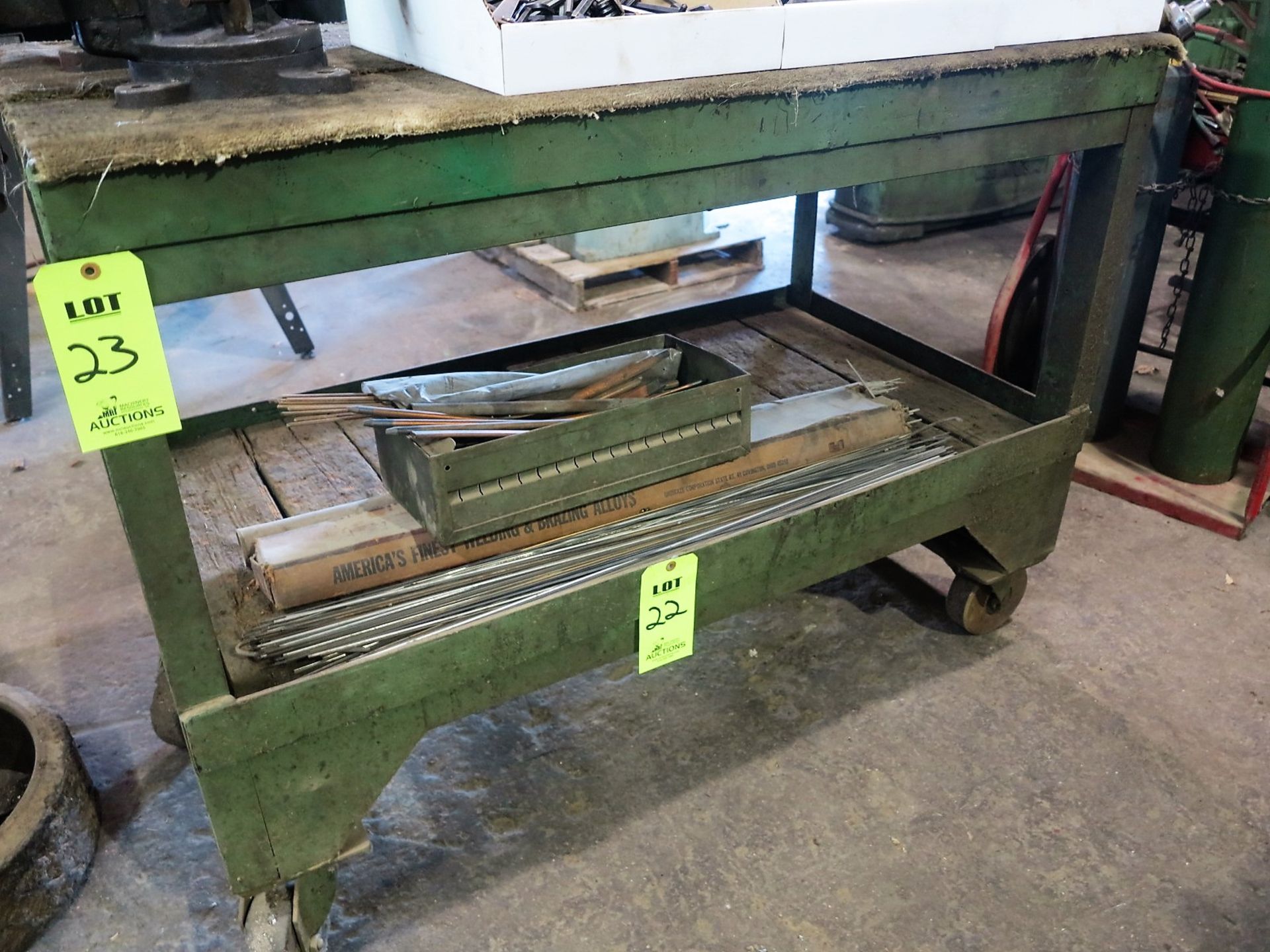 28"X52" ROLLING SHELF/WORK BENCH, METAL