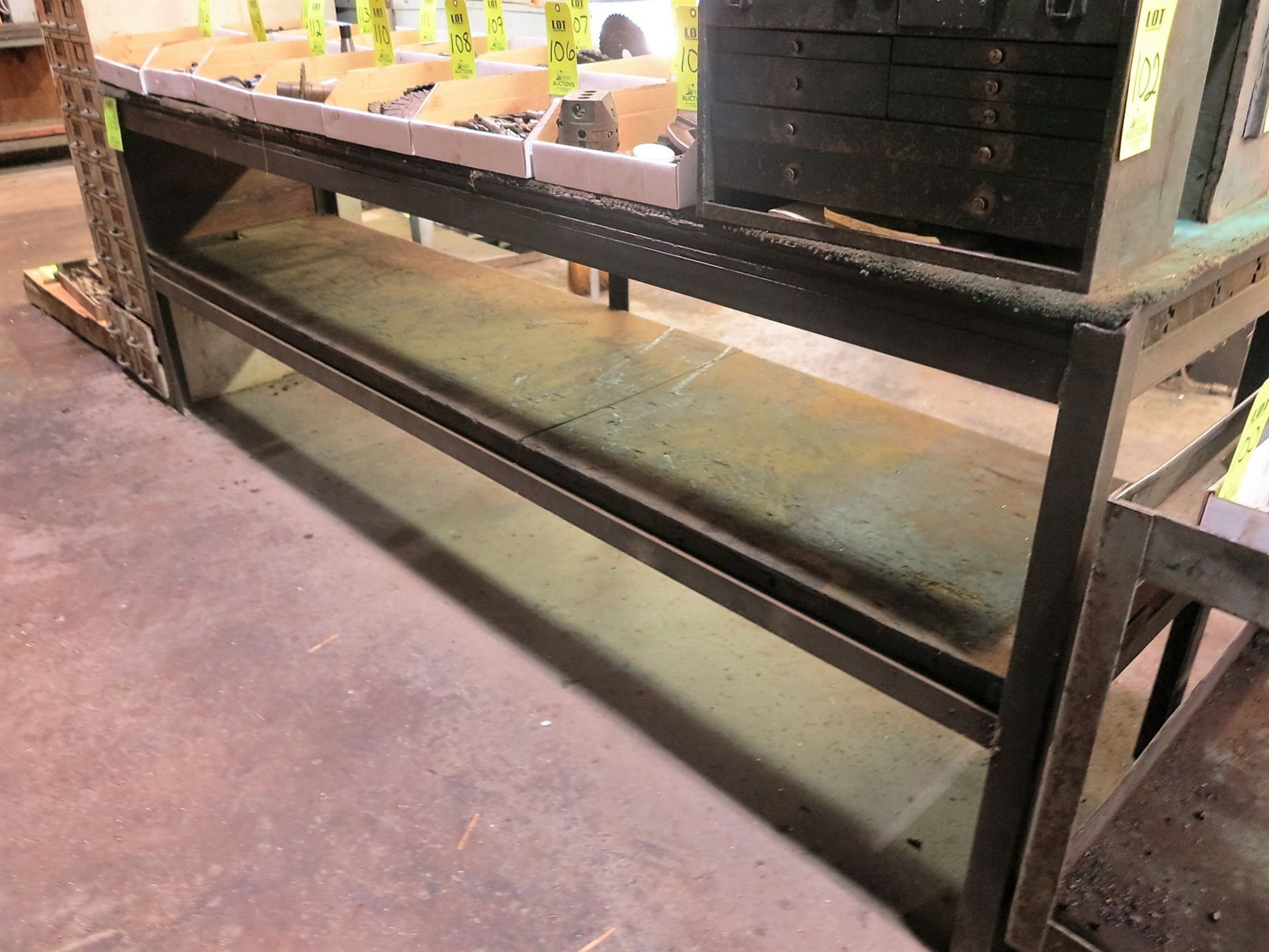 24"X9' METAL WORK BENCH