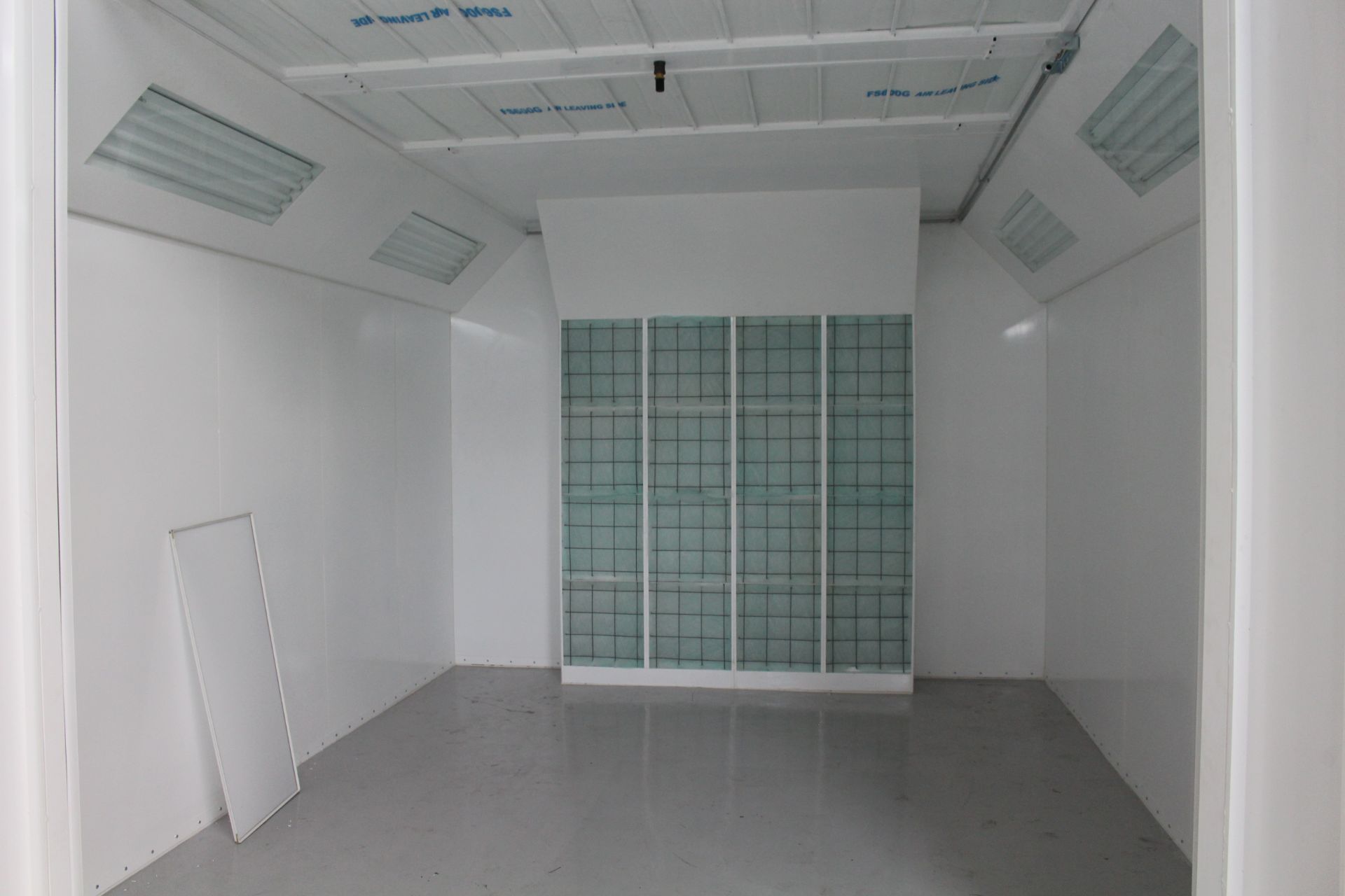 SPRAY ZONE PAINT SPRAY BOOTH, BRAND NEW, 169" LONG X 143" WIDE INSIDE DIMENSION - Image 11 of 15