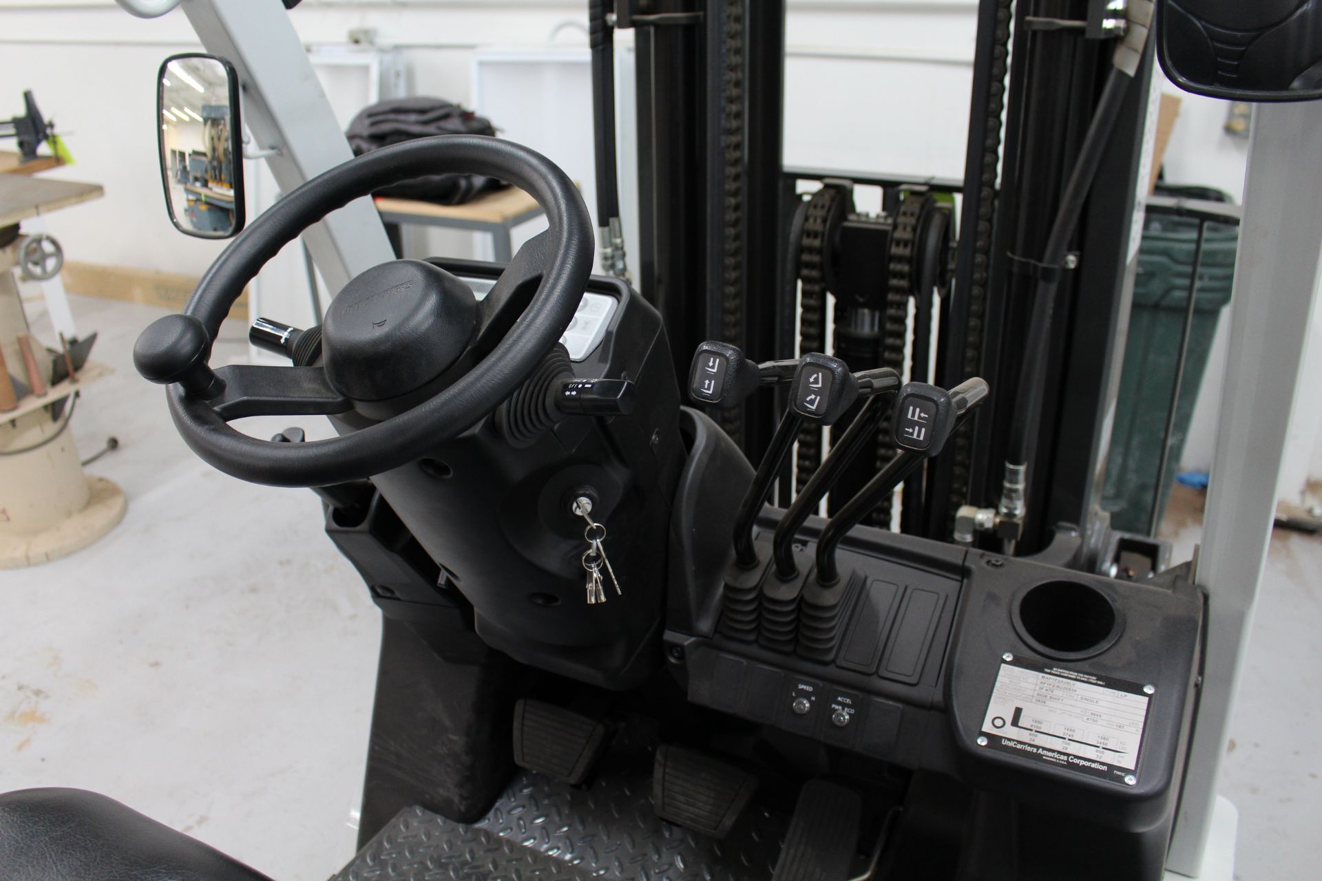 2015 NISSAN FORK LIFT MODEL MAP1F2A25LV, 5000 LBS CAP., PROPANE, SOLID TIRES, SIDE SHIFT, 3 STAGE, - Image 7 of 16