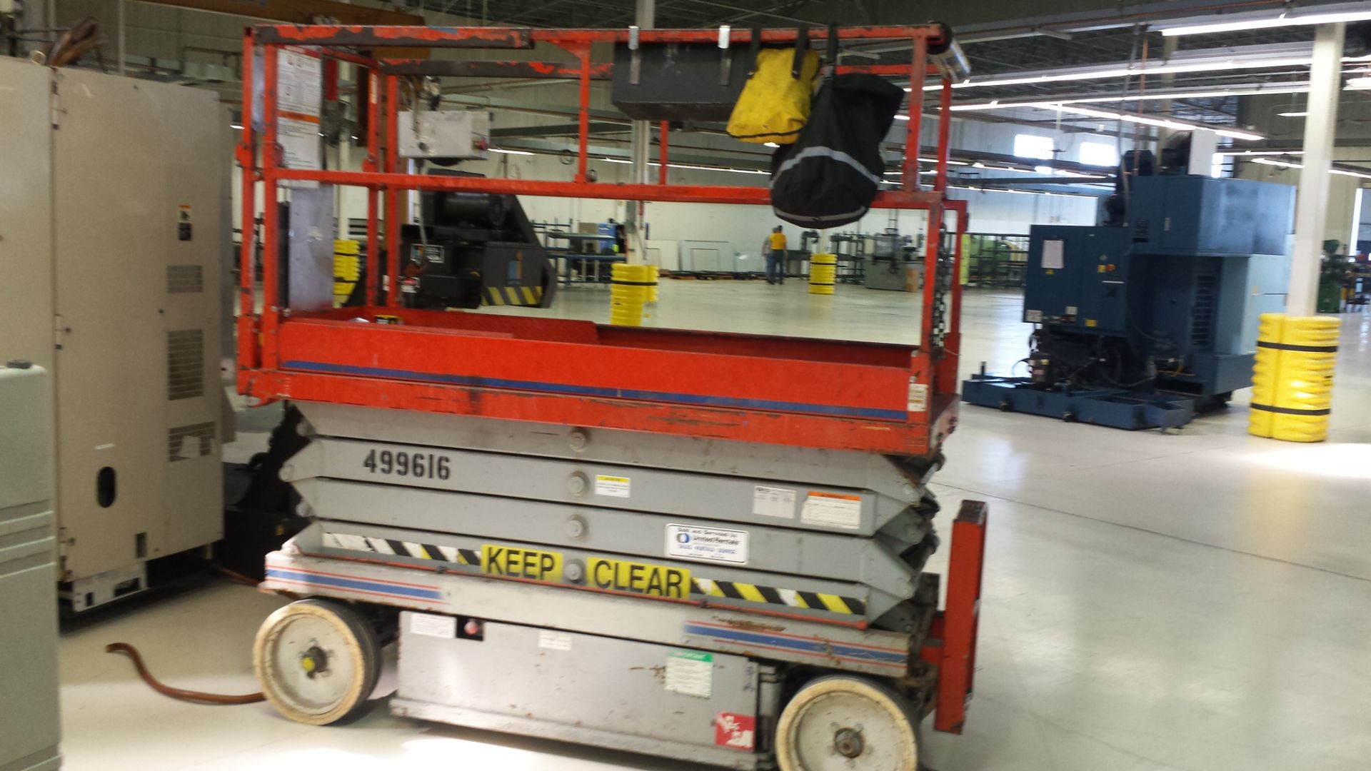 SKY JACKER SCISSOR LIFT, 2 PERSON, SAFETY HARDNESSES, S/N 270397 - Image 2 of 2