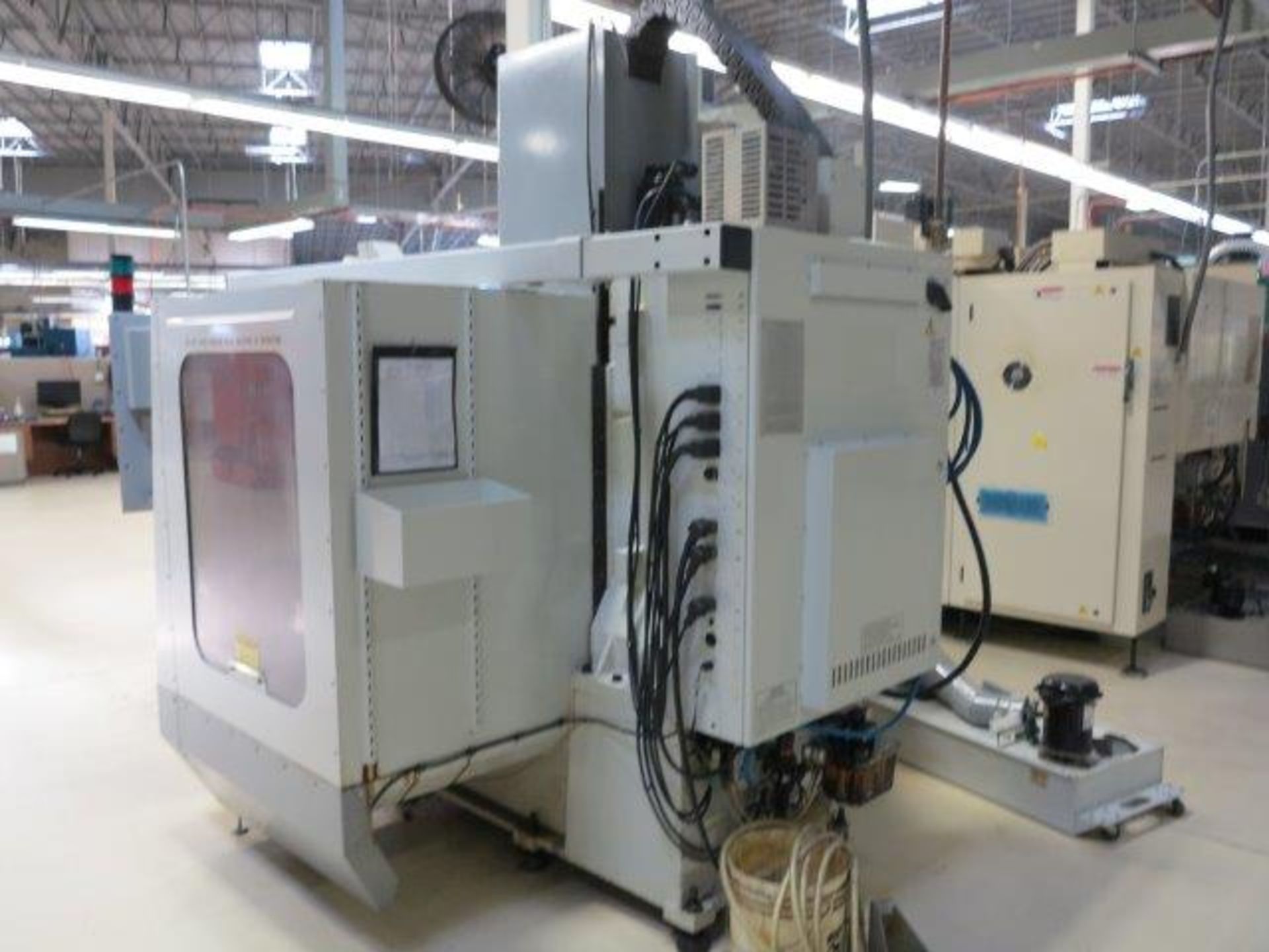 2001 HAAS VF-2, TRAVELS: 30" X 16" X 20", 7500 RPM SPINDLE, CAT 40 TAPER, 20 STATION ATC, 15 HP, - Image 3 of 6