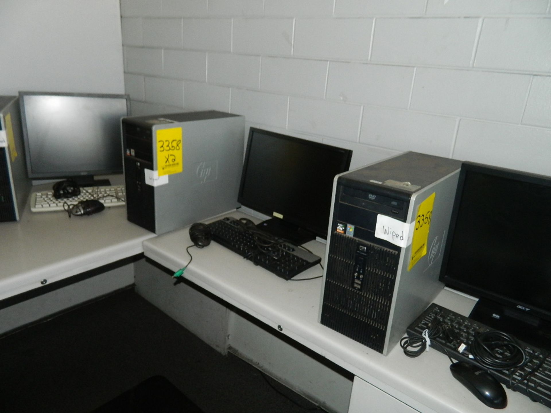 HP FLAT SCREENS, HARD DRIVES, AND KEY BOARDS (X2)