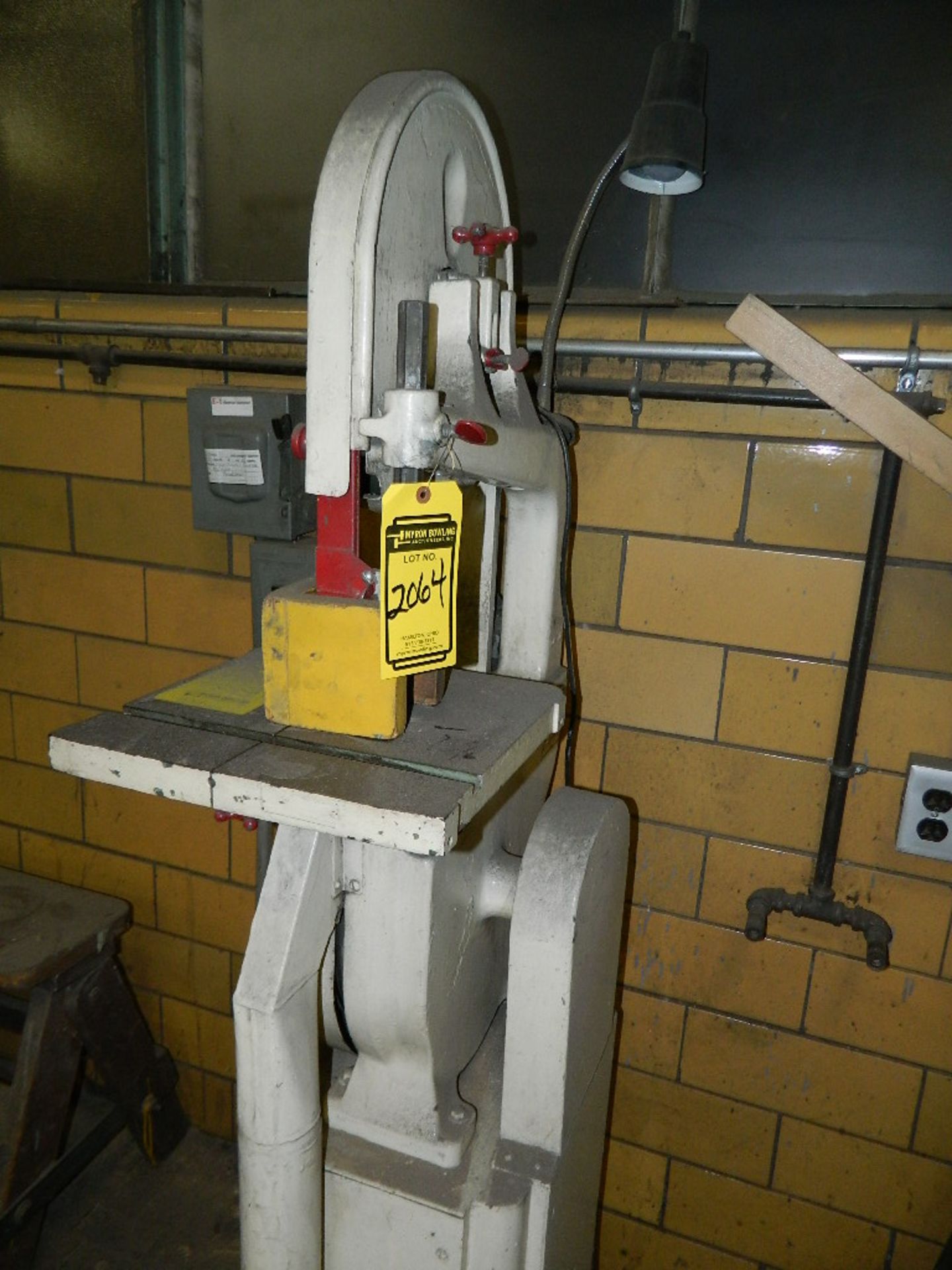 DELTA 14'' FLOOR BANDSAW