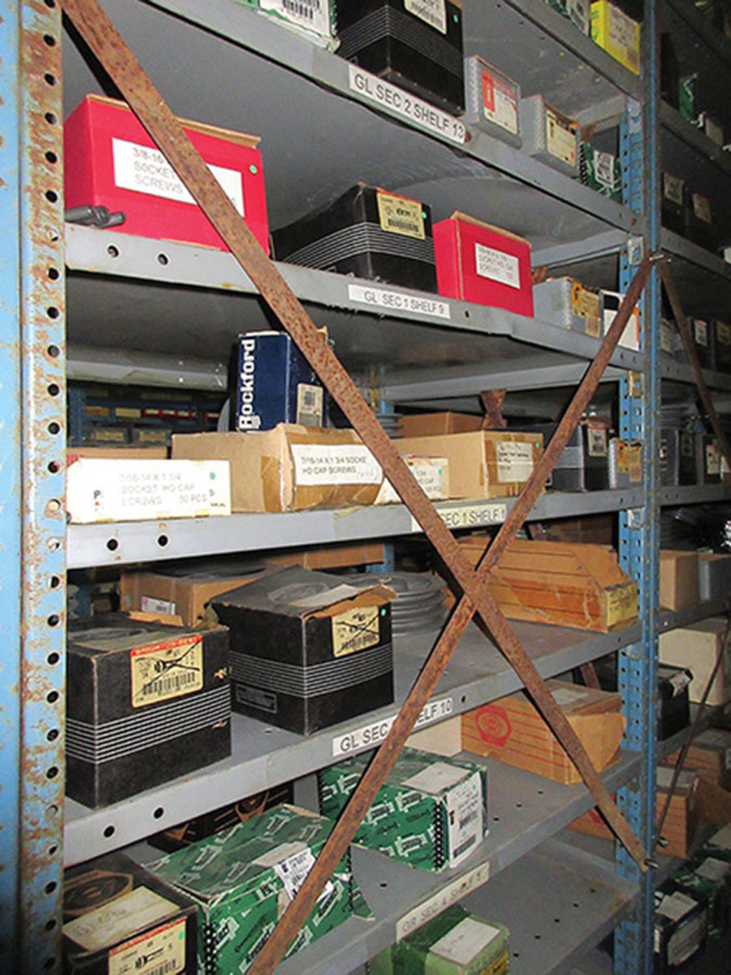 CONTENTS OF (1) SIDE, (5) SECTIONS OF SHELF UNIT: LARGE ASSORTMENT OF SOCKET HEAD CAP SCREWS *** - Image 8 of 17