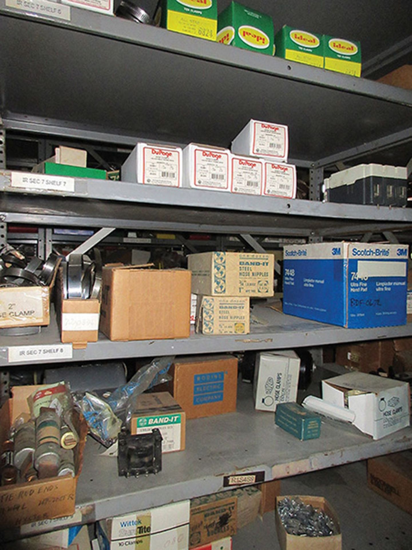 CONTENTS OF (1) SIDE, (4) SECTIONS OF SHELF UNIT: ASSORTMENT OF LOCK WASHERS & NUTS; CIRCUIT - Image 8 of 12