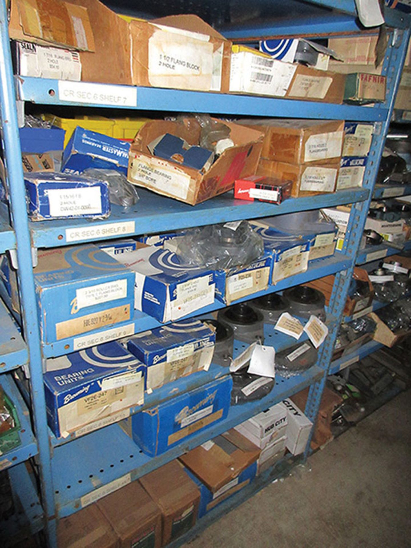 CONTENTS OF (1) SIDE OF (3) SECTIONS OF SHELF UNIT: LARGE ASSORTMENT OF CARTRIDGE BEARINGS, FLANGE - Image 6 of 8