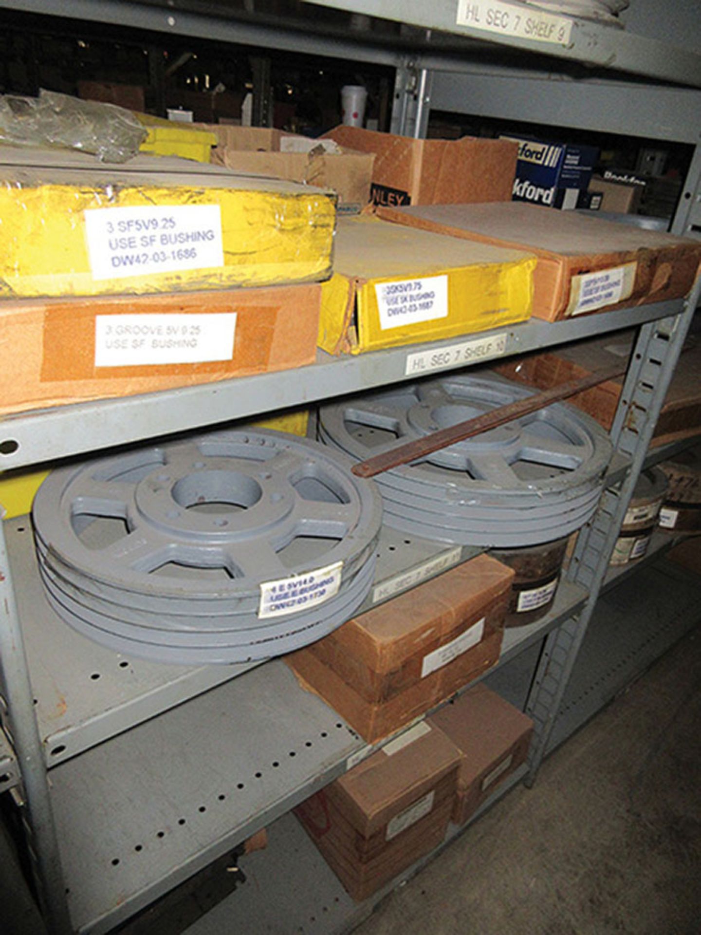 CONTENTS OF (1) SIDE, (5) SECTIONS OF SHELF UNIT: ASSORTMENT OF PULLEYS; SHEAVES; BUSHINGS; SQUARE D - Image 7 of 15