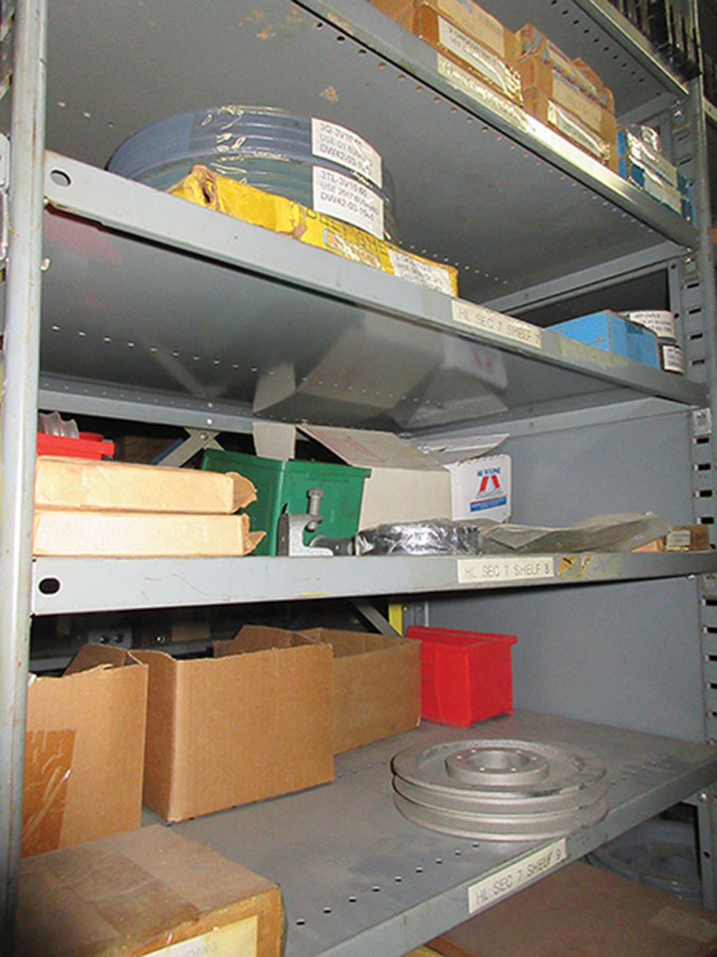 CONTENTS OF (1) SIDE, (5) SECTIONS OF SHELF UNIT: ASSORTMENT OF PULLEYS; SHEAVES; BUSHINGS; SQUARE D - Image 8 of 15