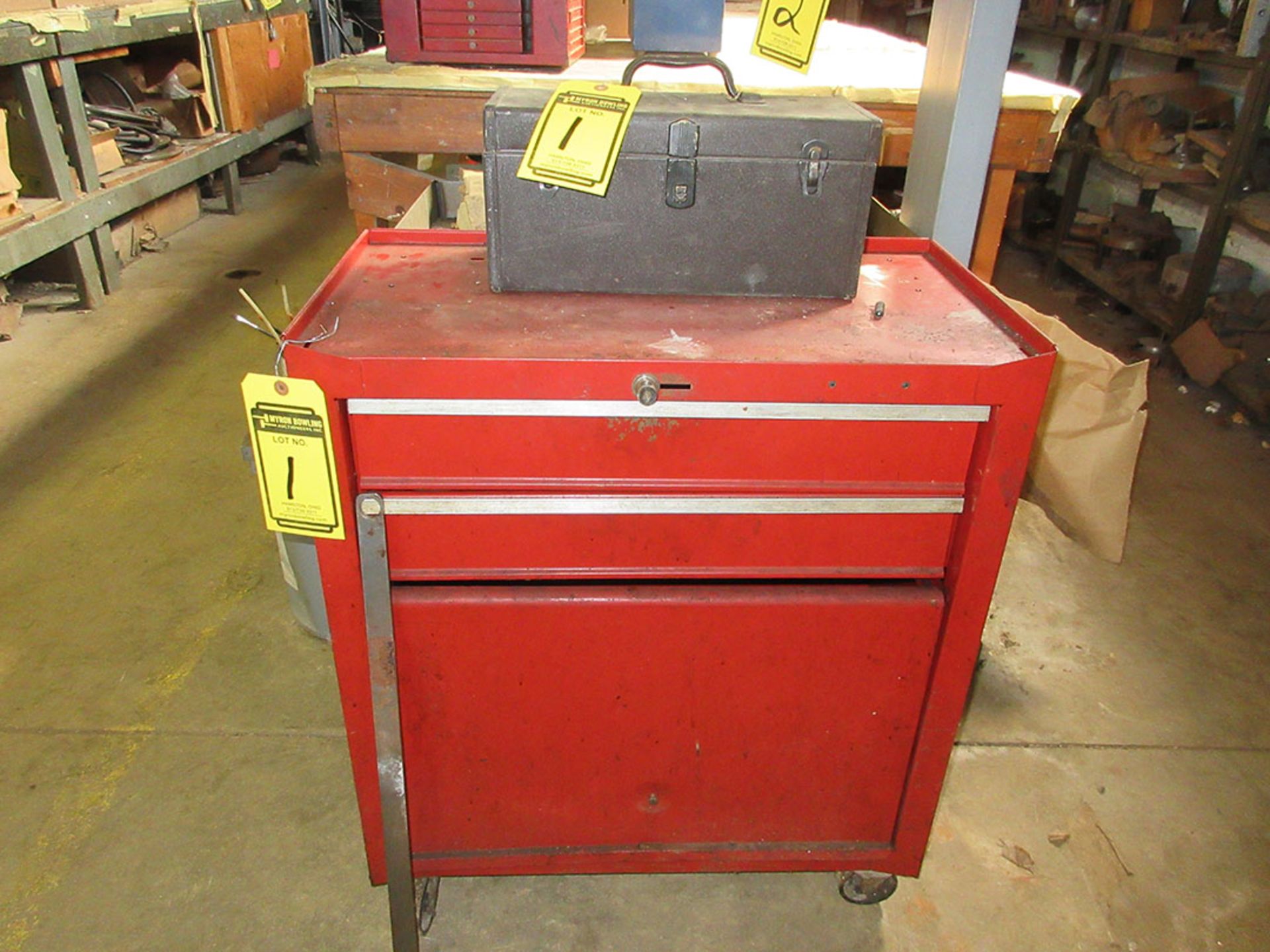 TOOL CHEST & TOOL BOX