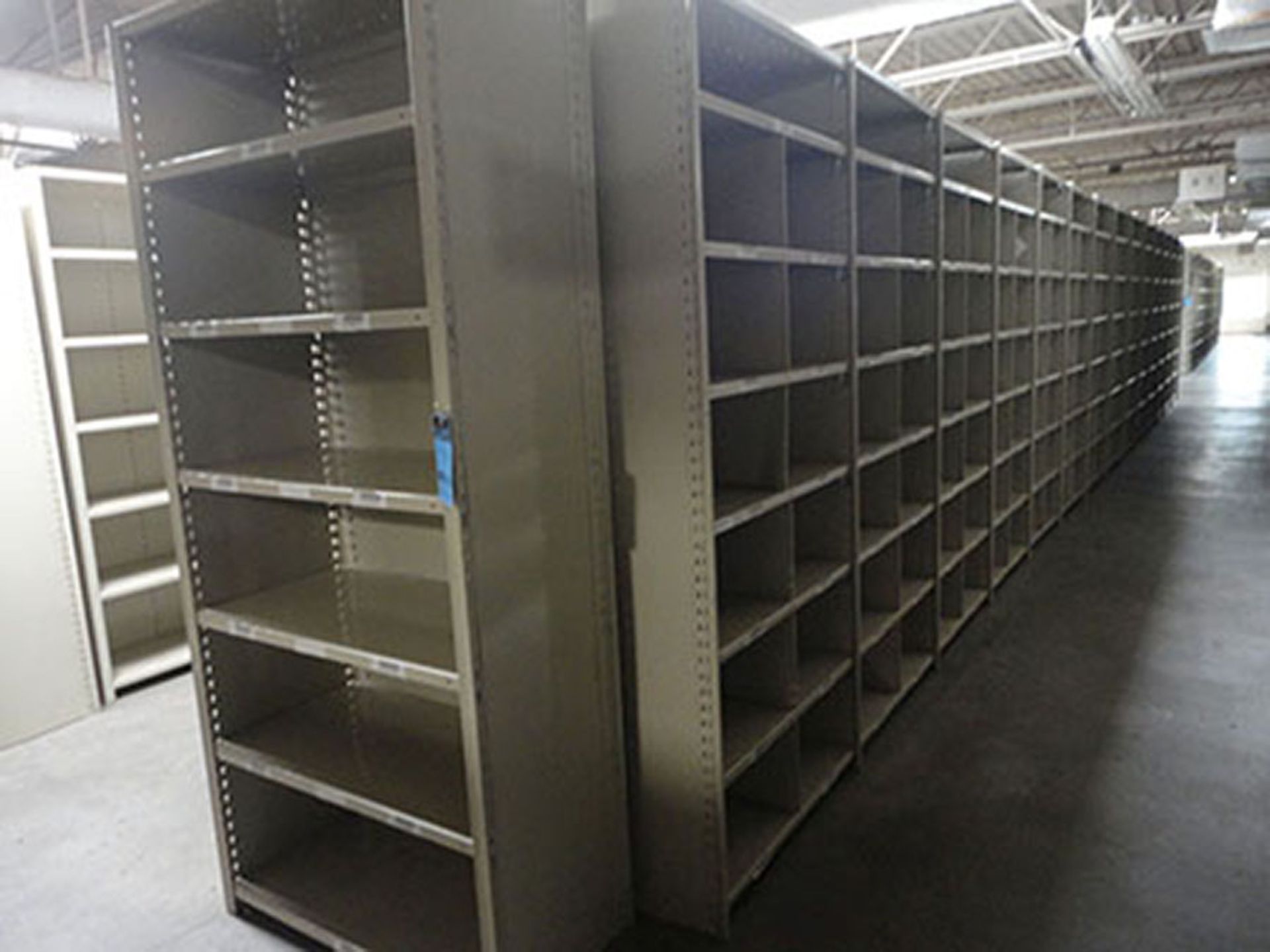 (29) SECTIONS 24'' X 36'' X 84'' HIGH LYON CLIP STYLE STEEL SHELVING - Image 4 of 5