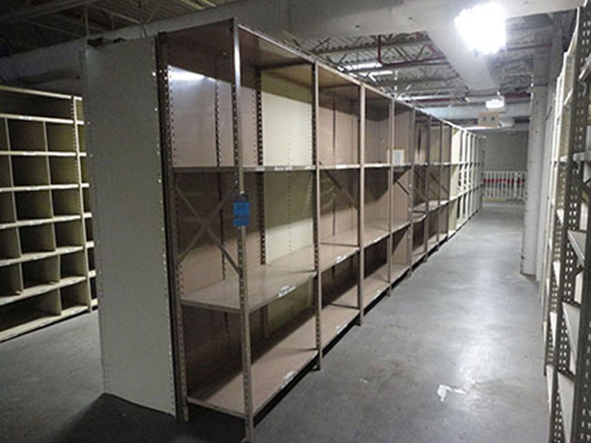 (29) SECTIONS 18''-24'' X 36'' X 84'' HIGH LYON CLIP STYLE STEEL SHELVING