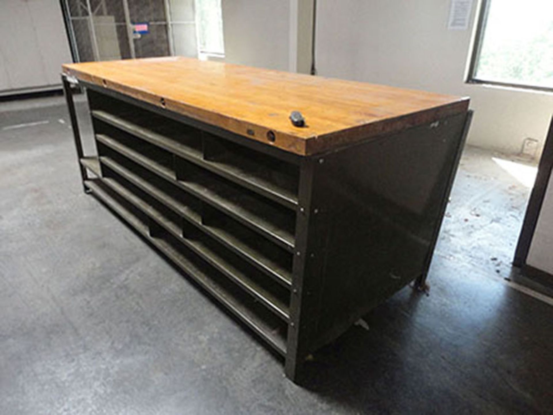 (LOT) MISCELLANEOUS STEEL TABLES - Image 3 of 4