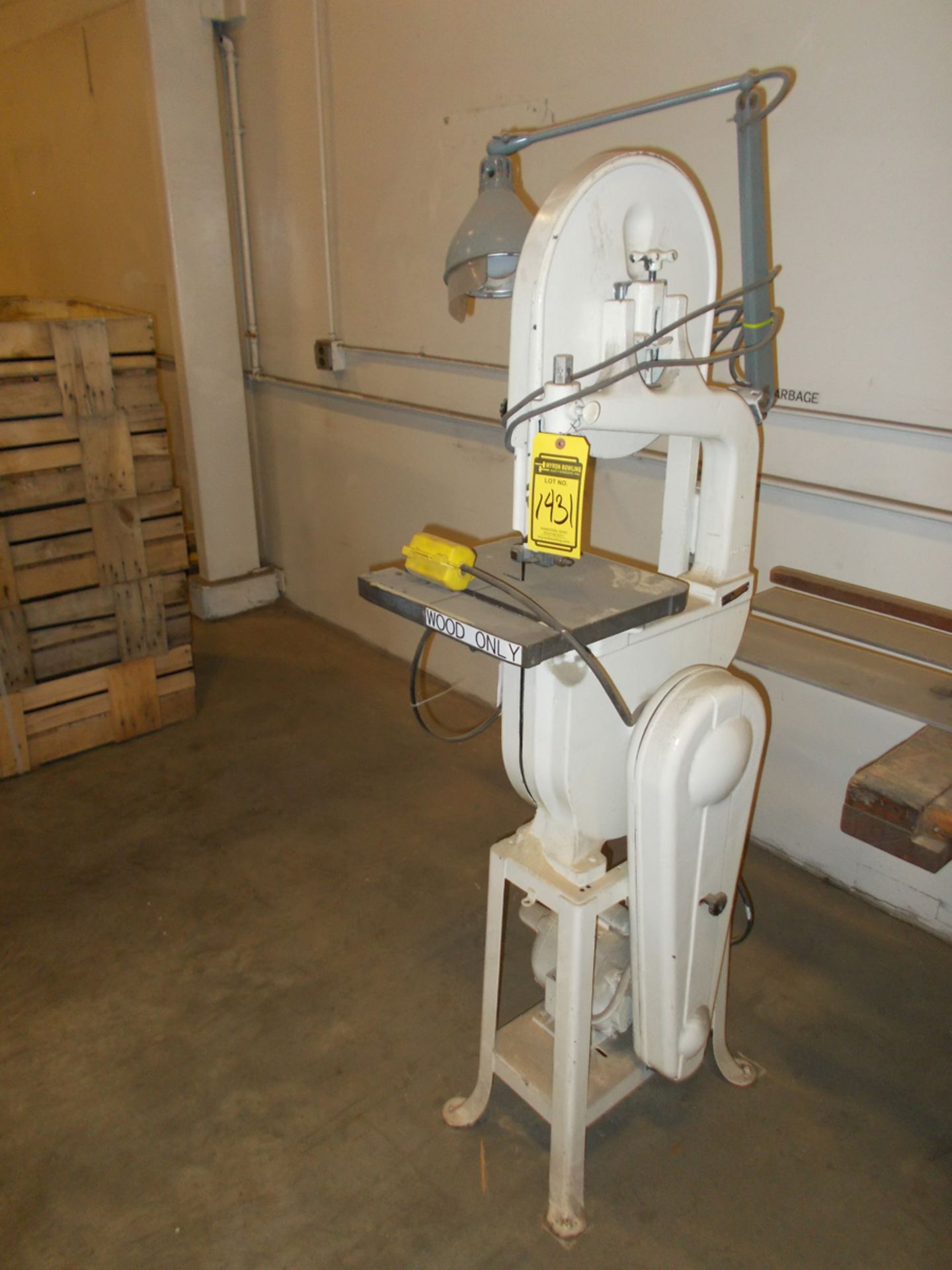 DELTA WOOD BAND SAW