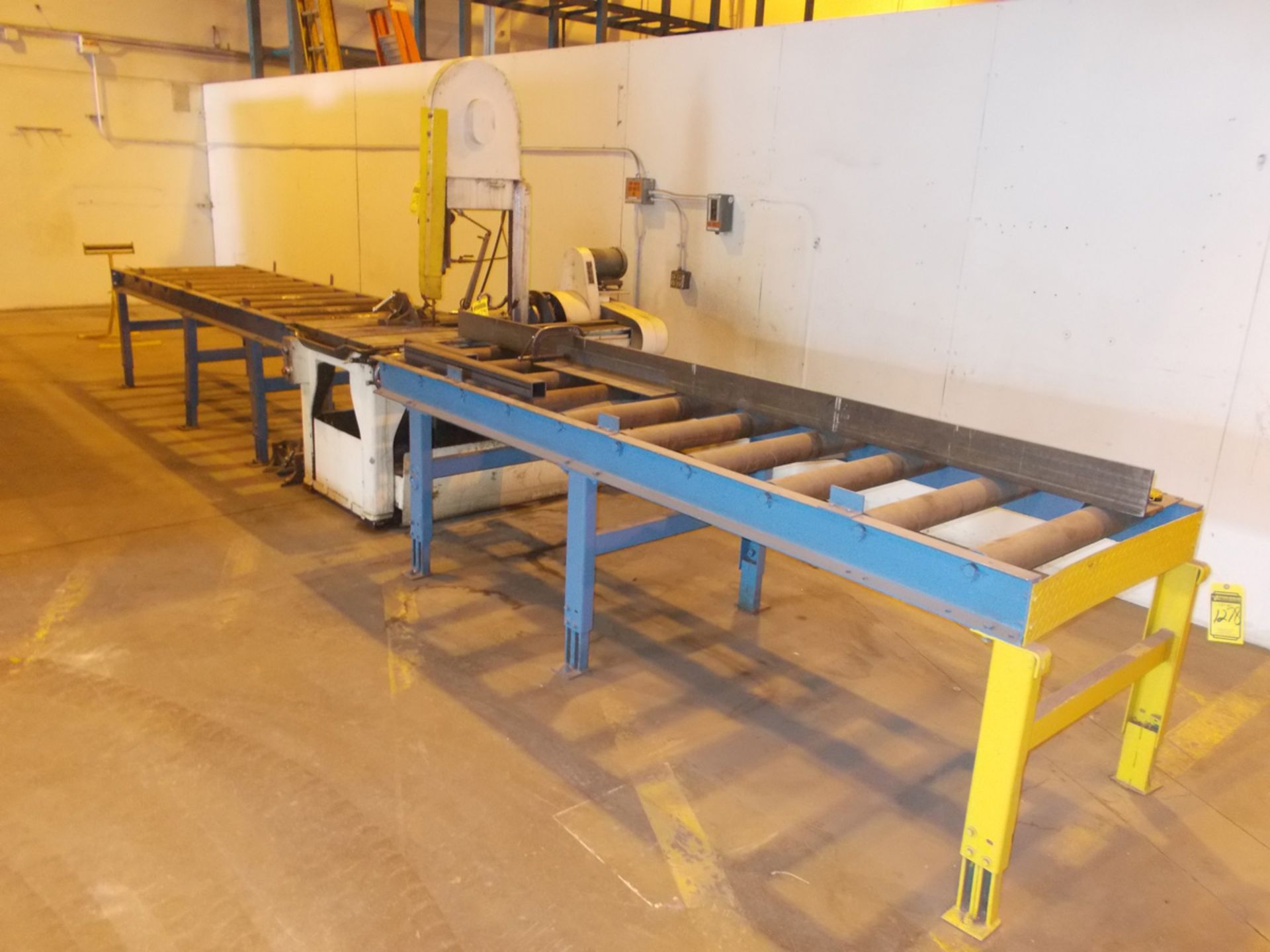 TILT BED SAW WITH RUN OFF