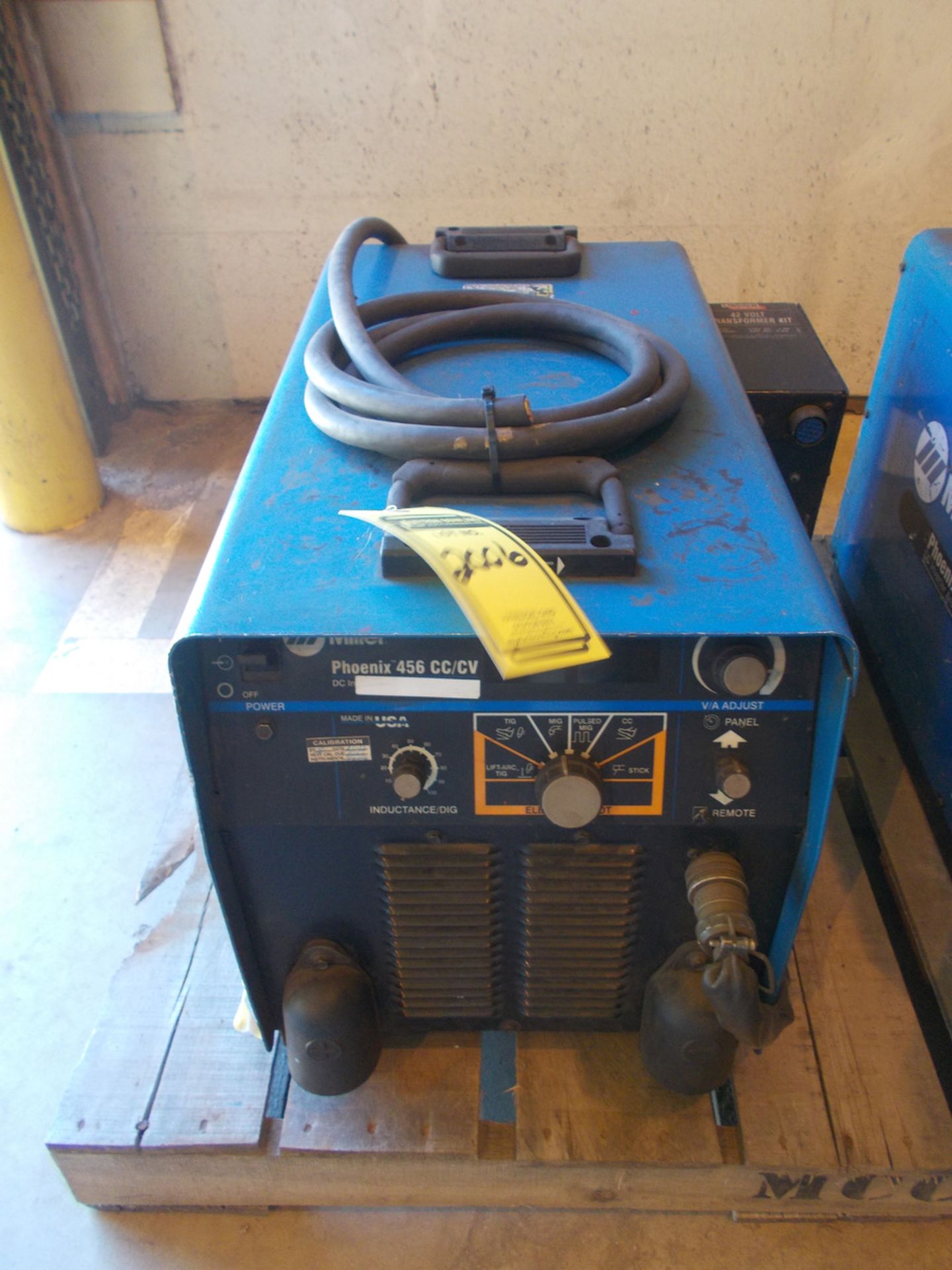 MILLER PHOENIX 456 CC/CV INVERTER ARC WELDER; KH357725