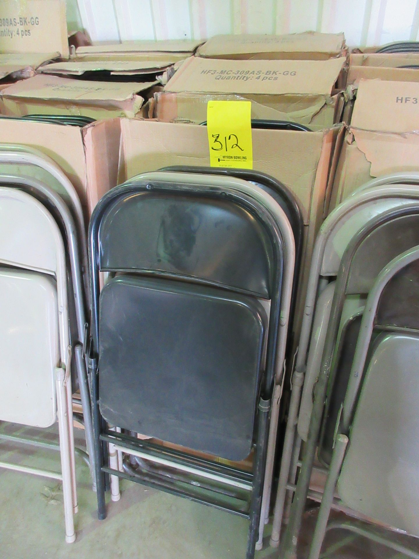 (APPROX.. 20) FOLDING CHAIRS
