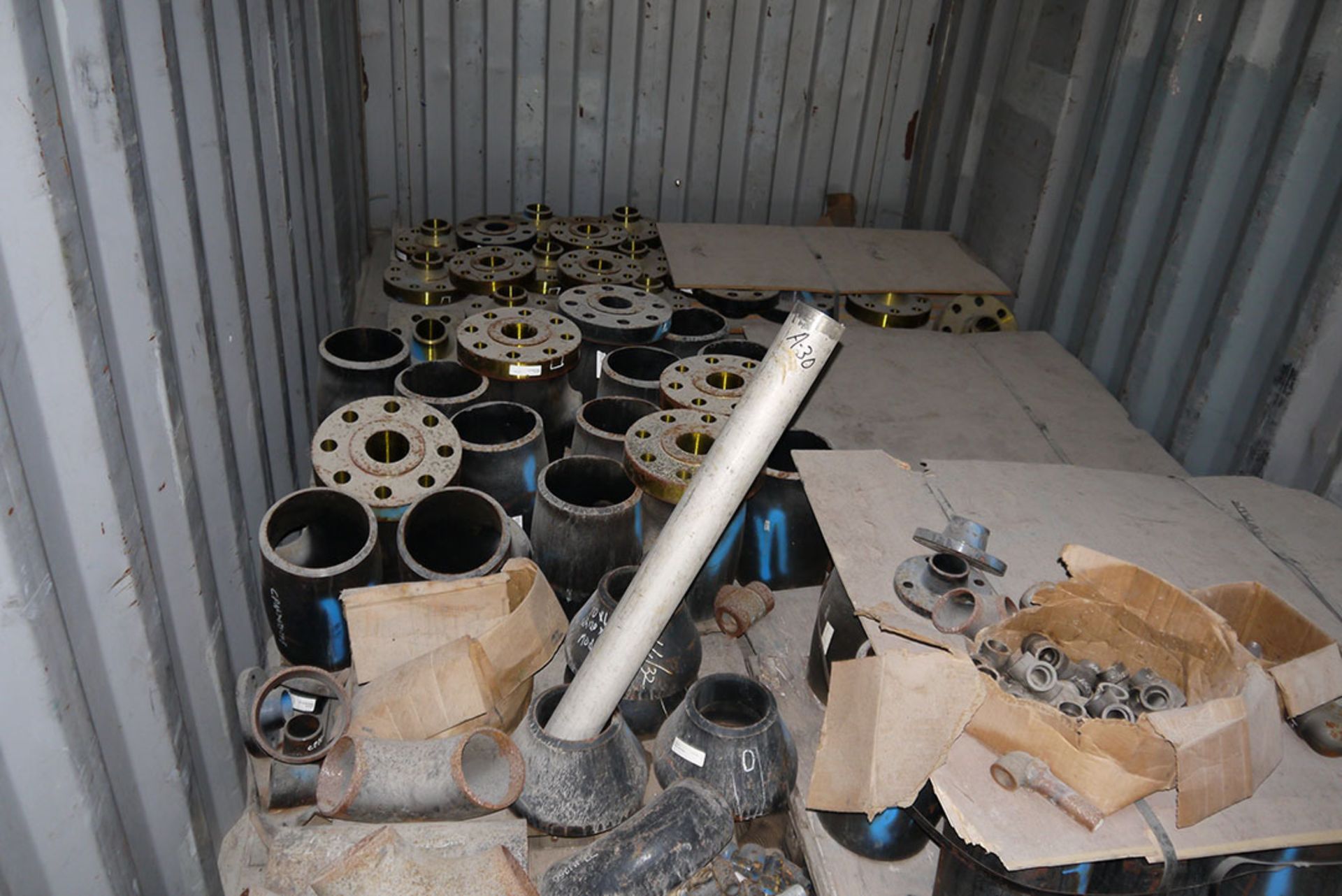 CONTENTS OF CONTAINER; PIPE ELBOWS, FLANGES, AND REDUCERS - Image 3 of 3