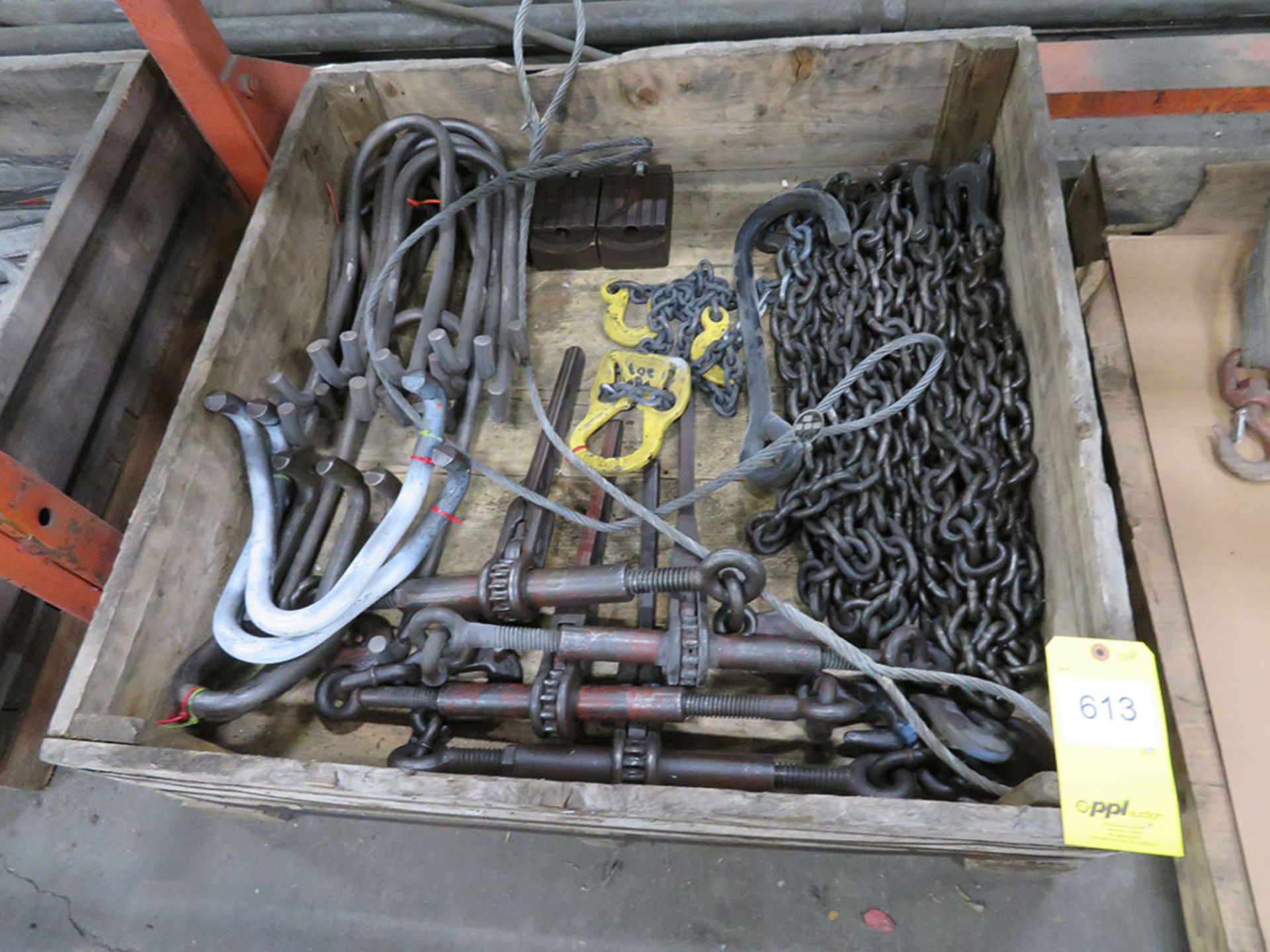 LOT: ASSORTED CHAINS, BINDERS, HOOKS