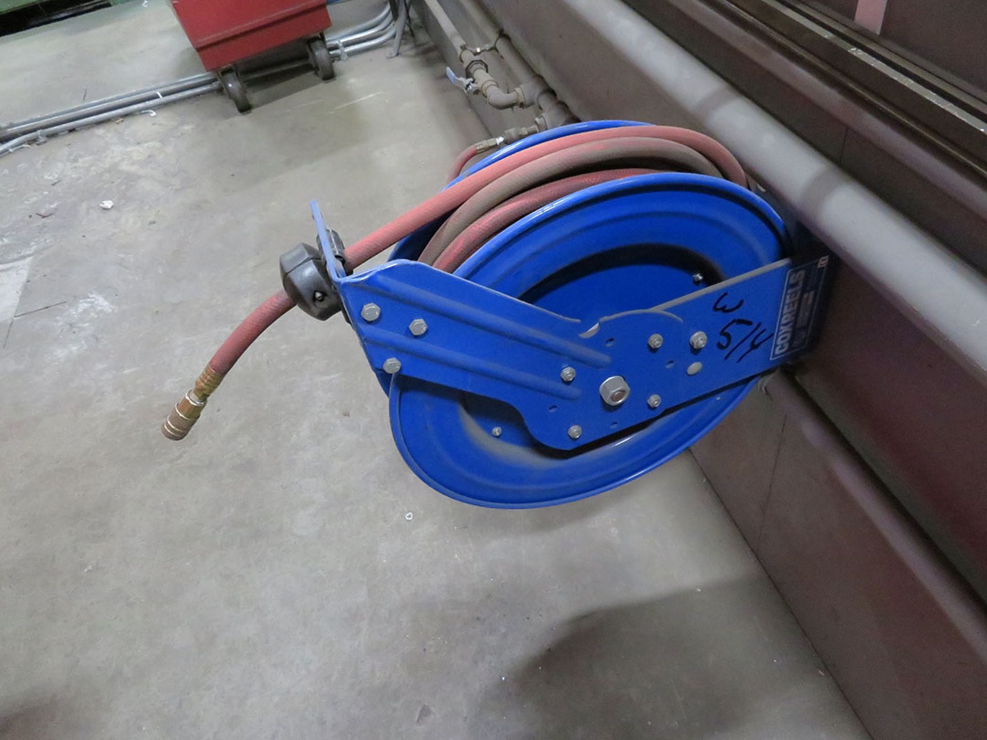 LOT: (3) RETRACTABLE HOSE REELS