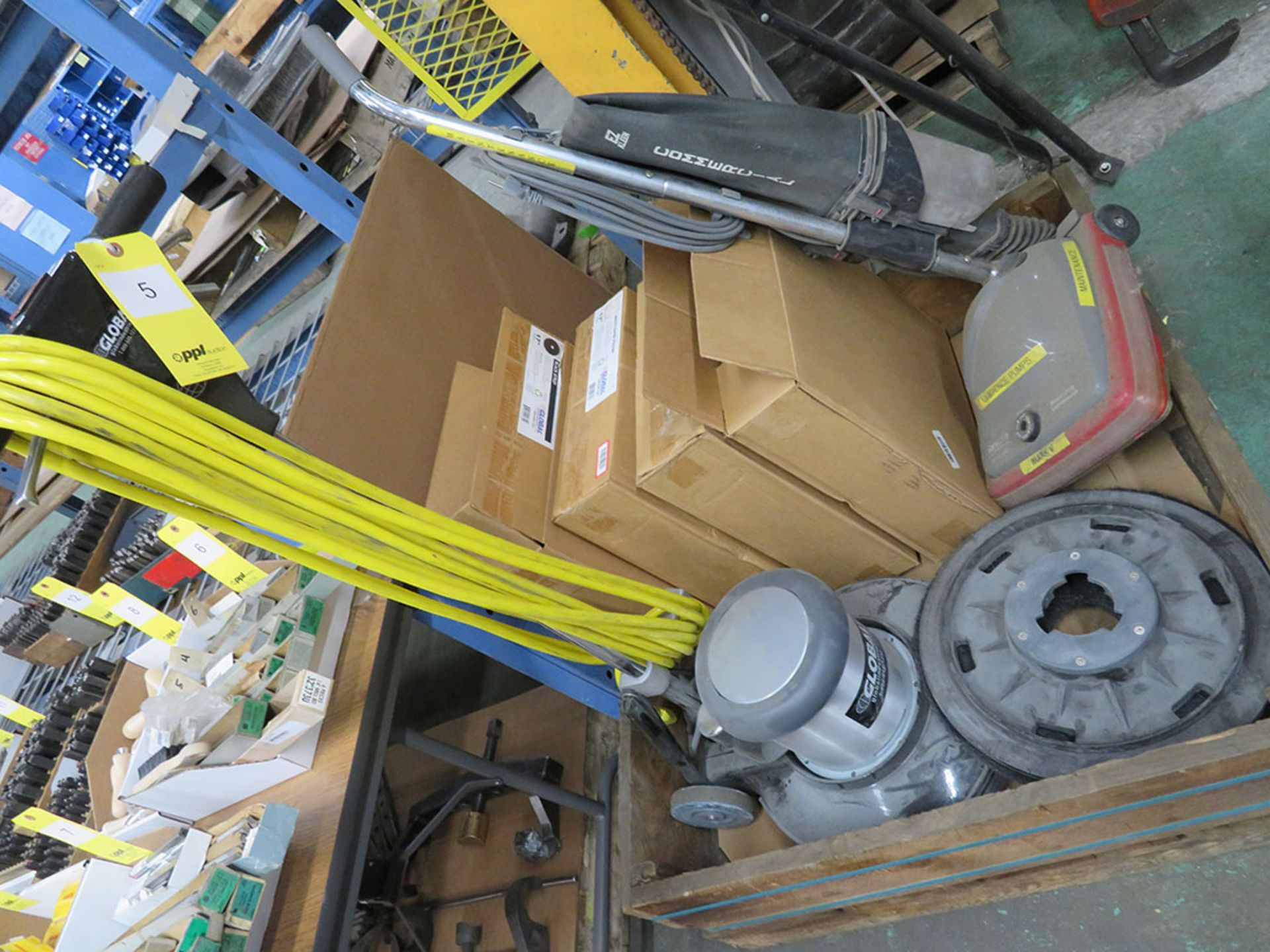 LOT: GLOBAL FLOOR MACHINE WITH ACCESSORIES & VACUUM