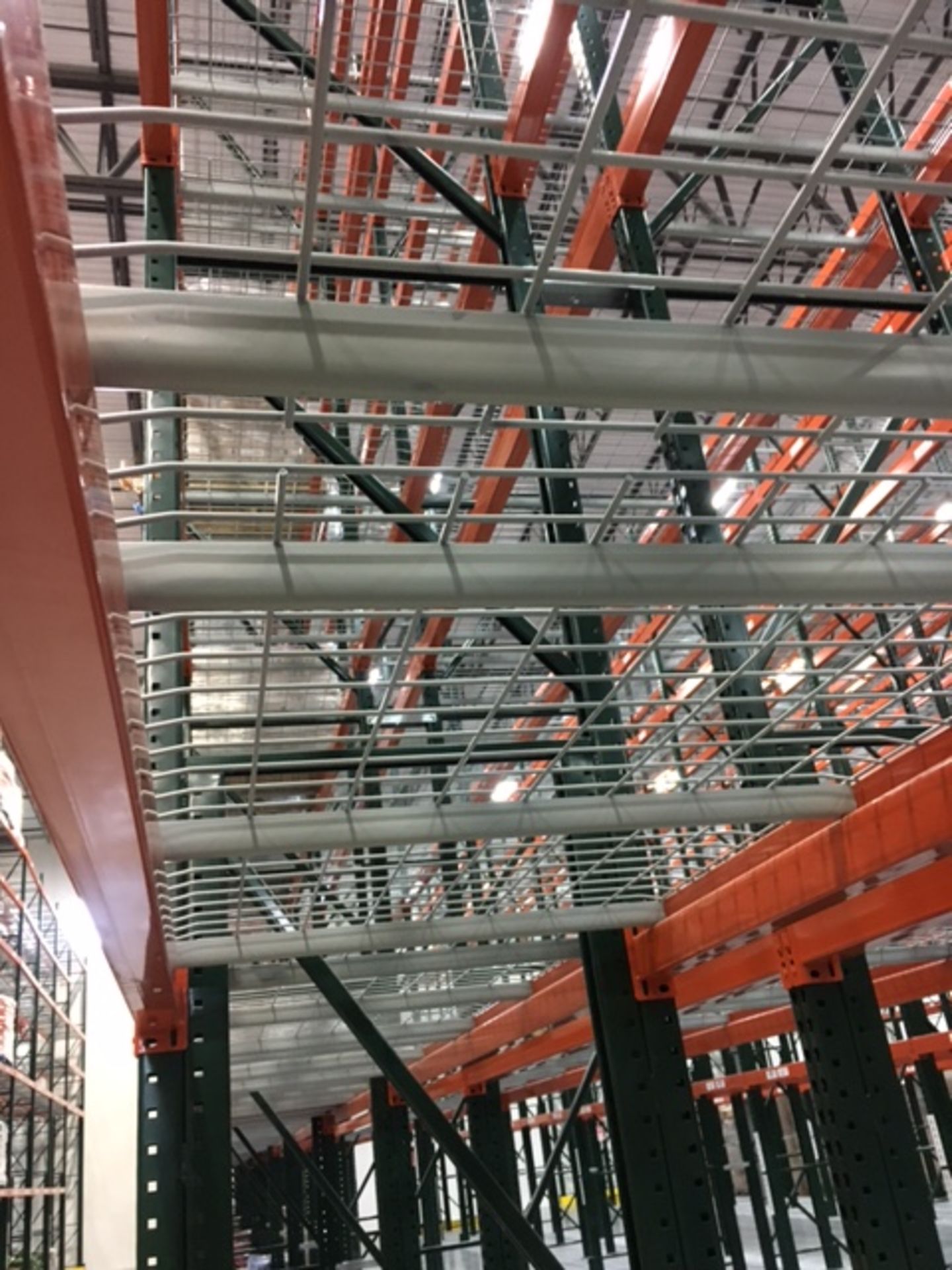 WIRE MESH DECKS FOR PALLET RACKING: 36'' X 54'' INSIDE WATERFALL (X400) - Image 2 of 3