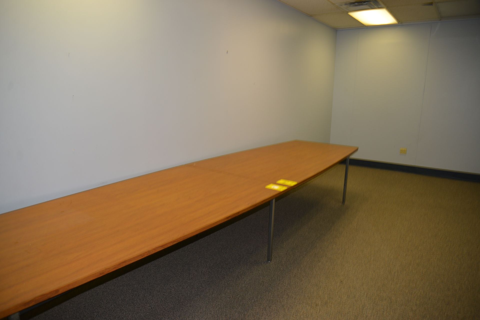 16' LONG 2-PIECE CONFERENCE TABLE