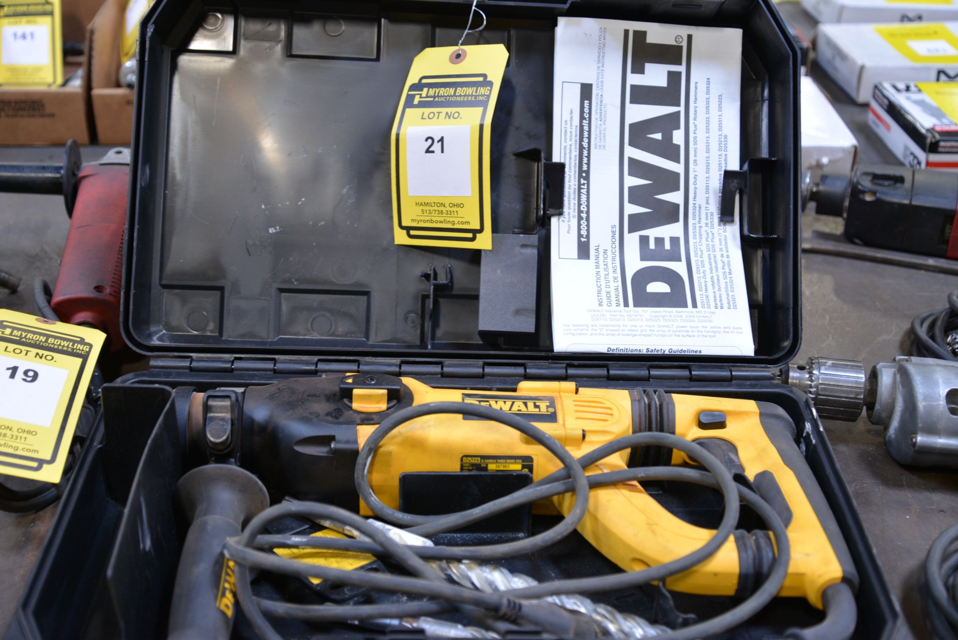 DEWALT D-HANDLE 3-MODE SDS ROTARY HAMMER; MODEL D25223, S/N 307863