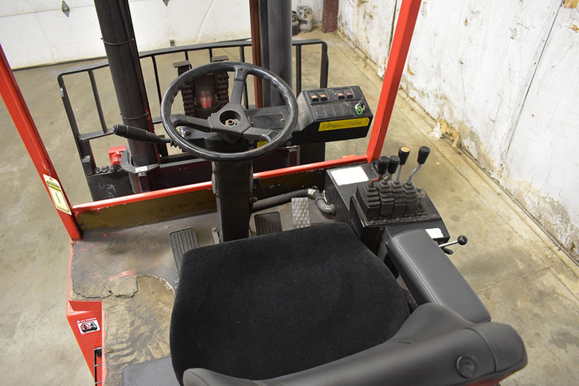 KALMAR AC 16,000-LB. CAPACITY FORKLIFT, MODEL: C160L2PS, S/N: T32300.0112, LPG, PERKINS ENGINE - Image 5 of 5