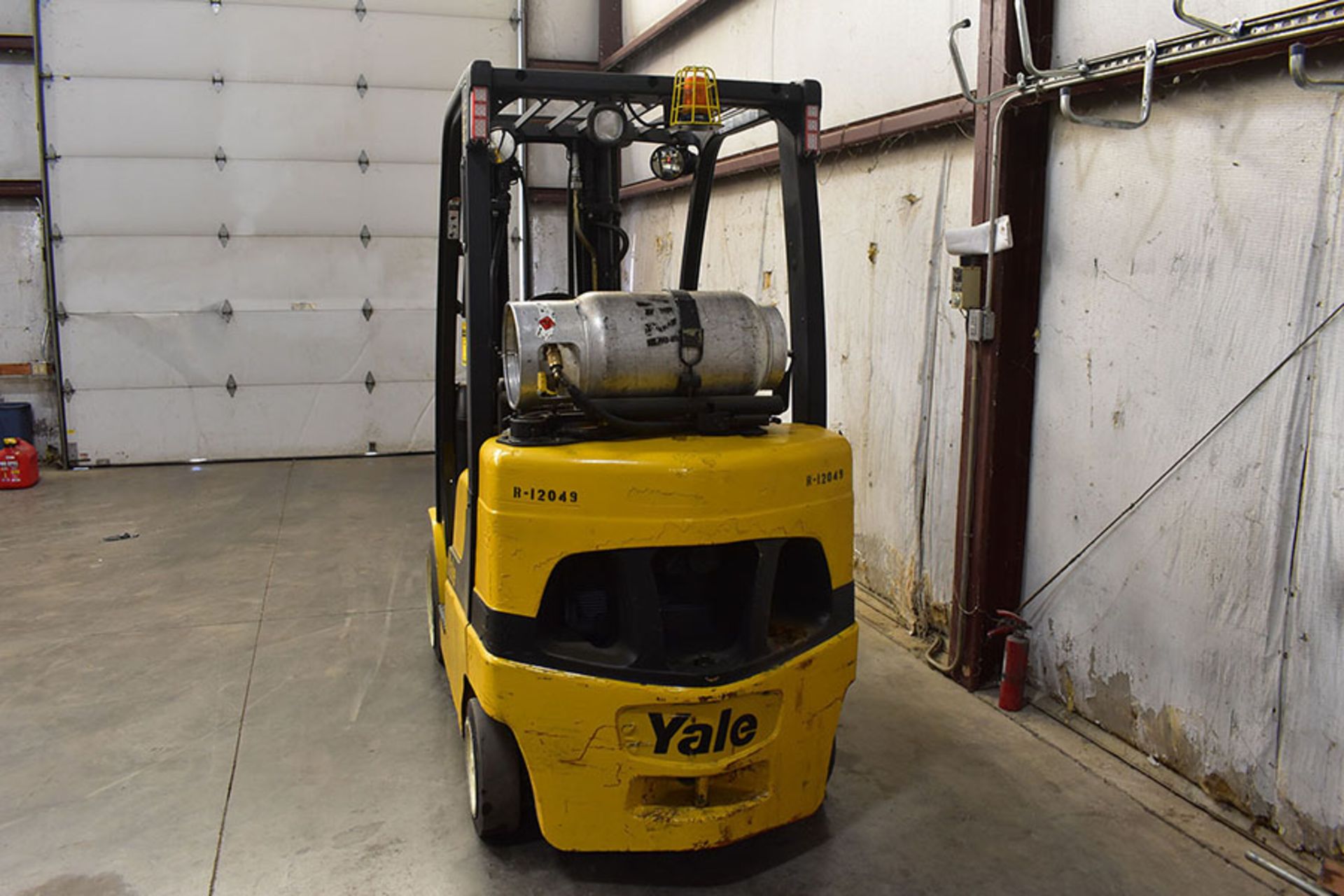 2007 YALE 6,000-LB., MODEL: GLC060VX, S/N: A910V10491E, LPG, LEVER SHIFT, SOLID TIRES, 188'` - Image 3 of 5