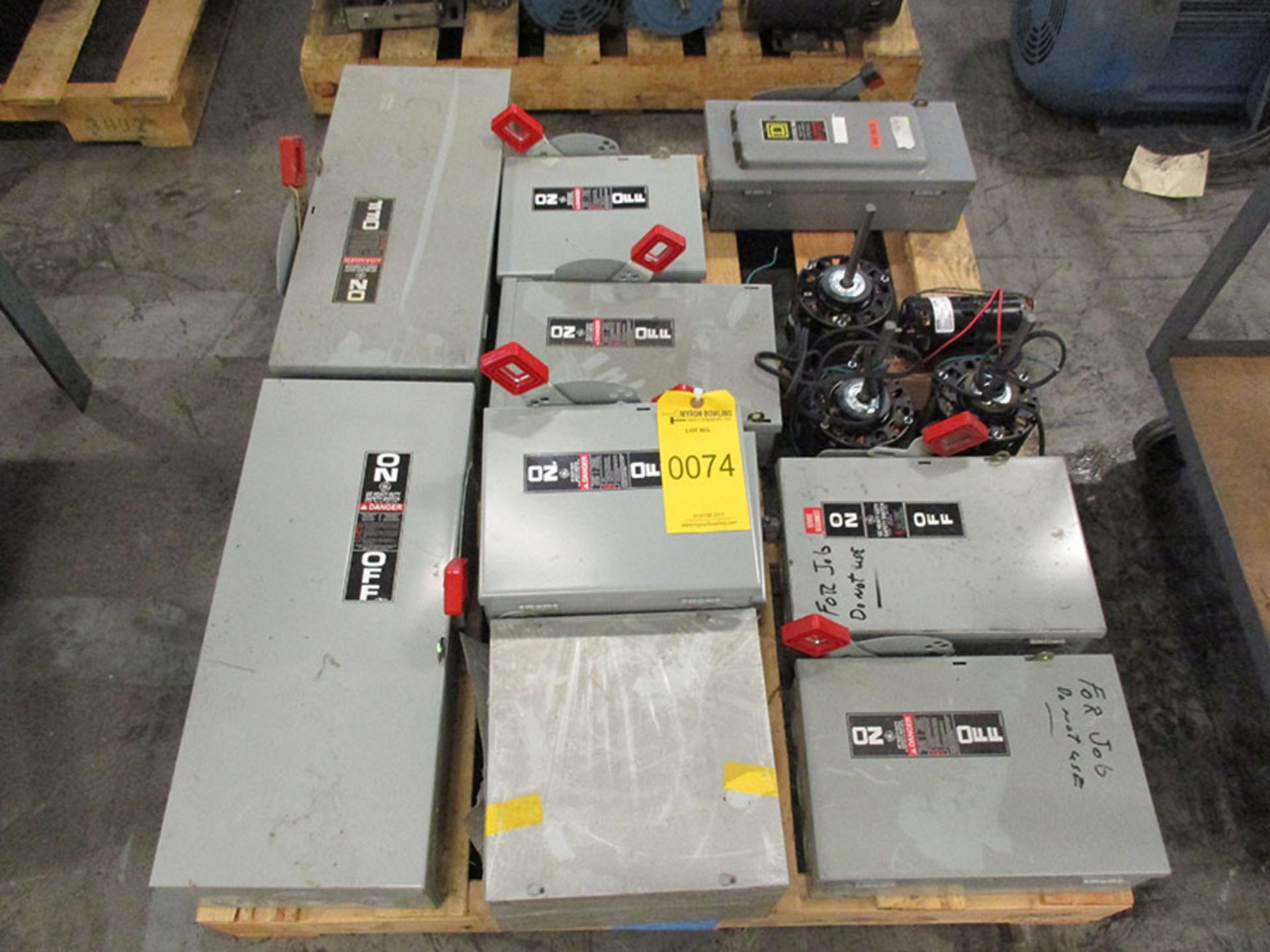 SKID OF ASSORTED DISCONNECT BOXES & FAN MOTORS