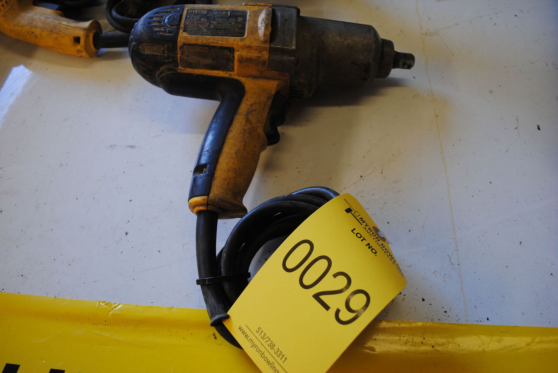 DEWALT ELECTRIC 1/2'' IMPACT WRENCH; DW292