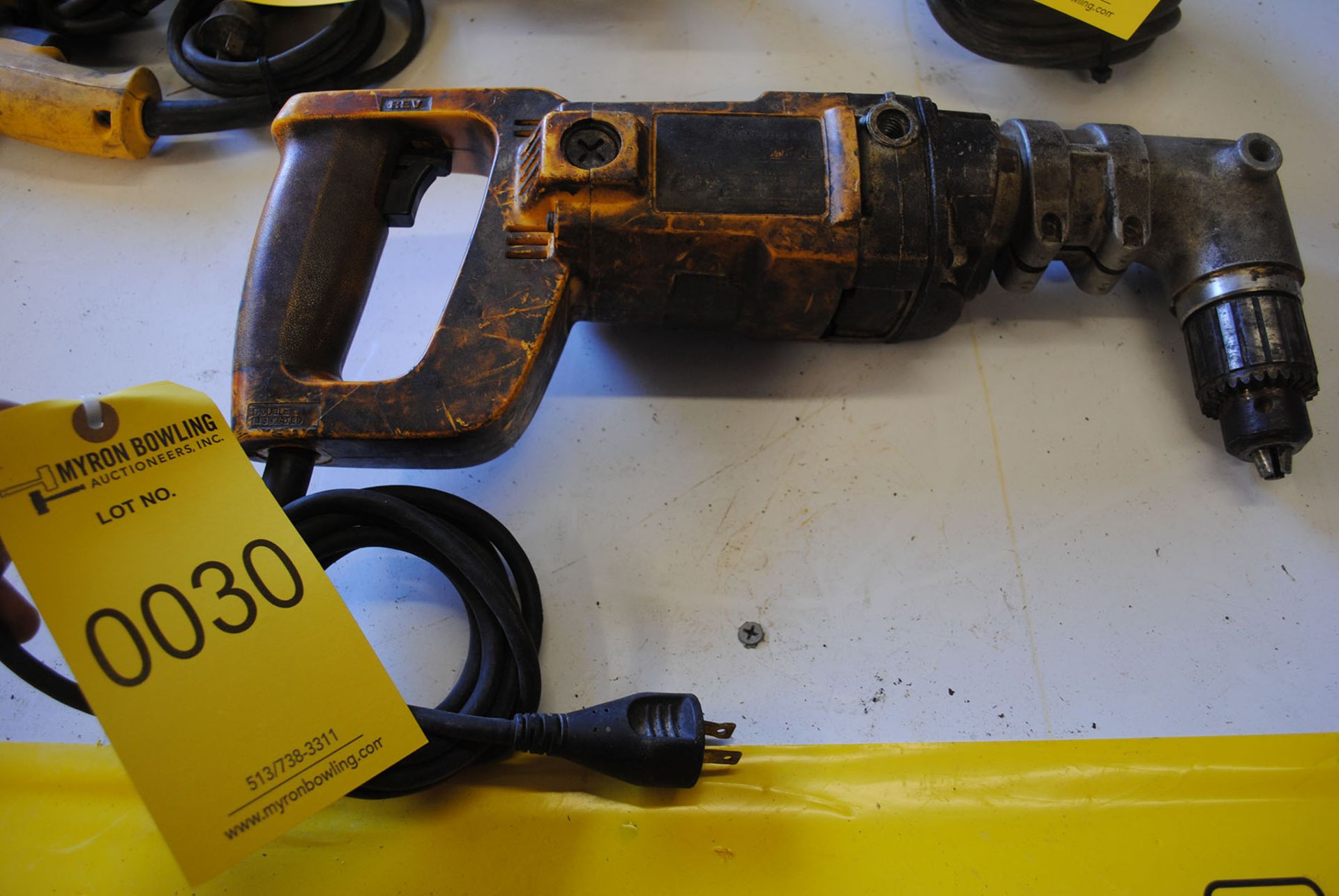 DEWALT ELECTRIC RIGHT HAND ANGLE DRILL