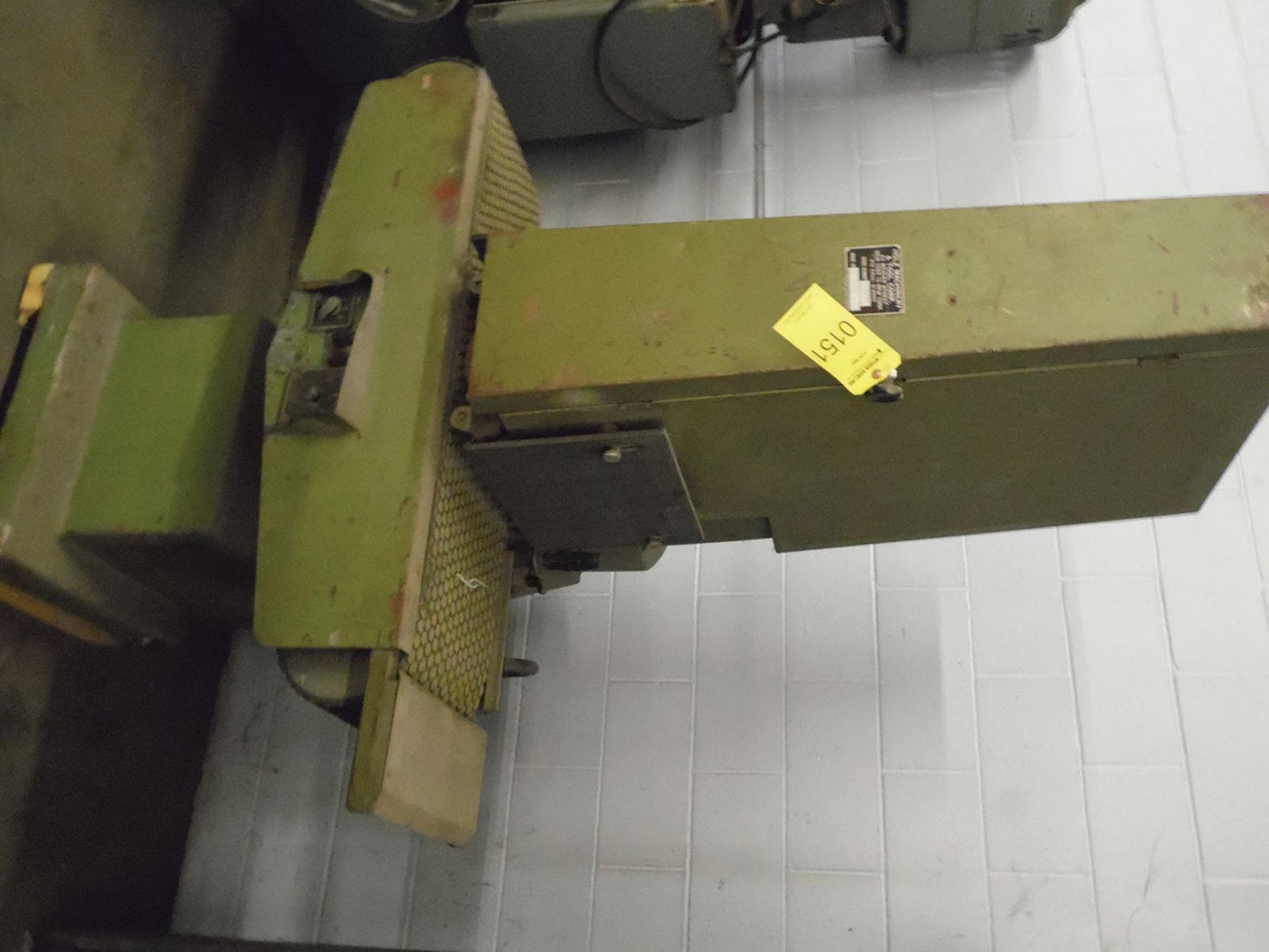 HOLTZ MACHINERY & TOOL CORP BELT SANDER, S/N 11493