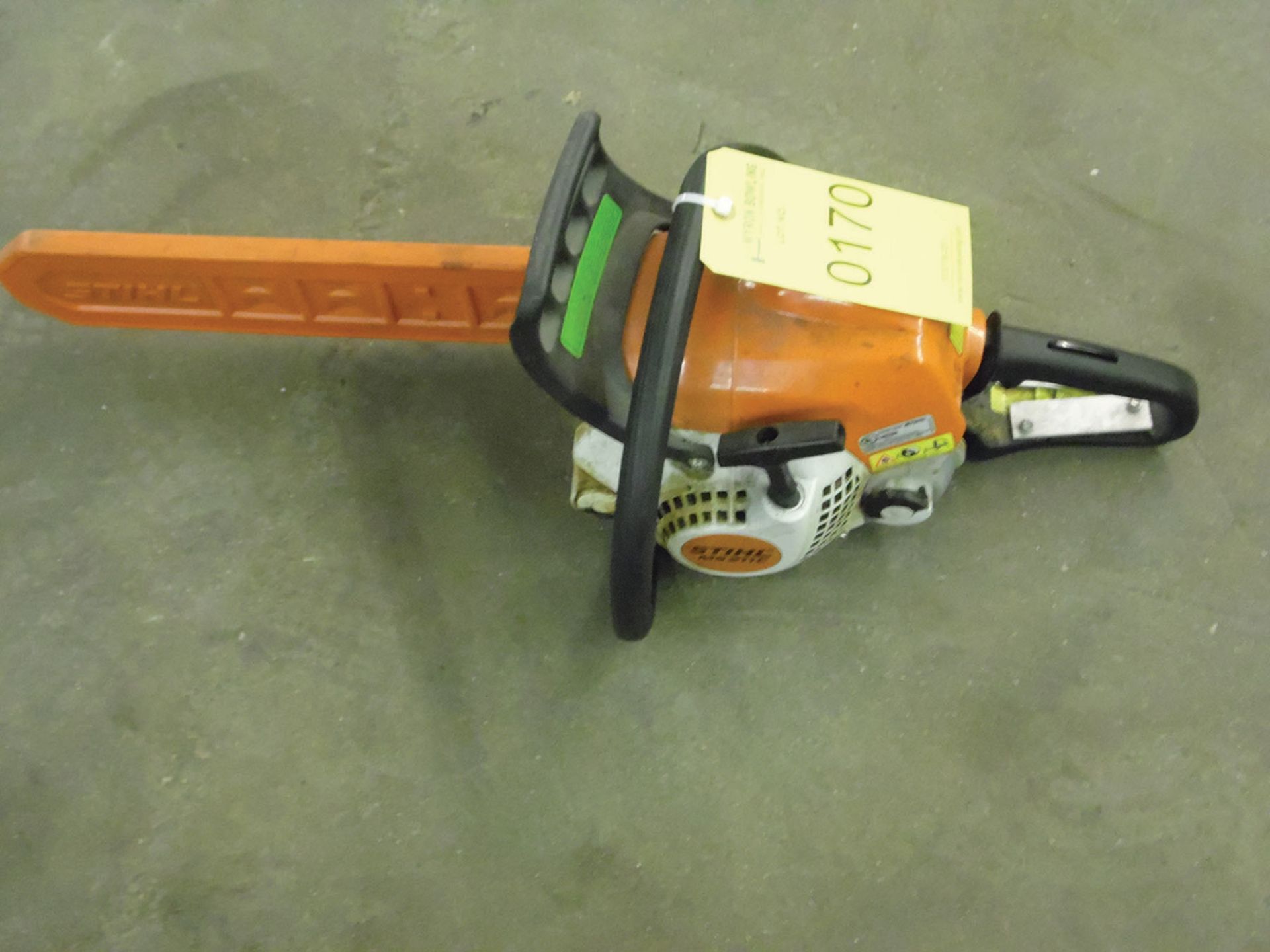 STIHL MS211C CHAIN SAW