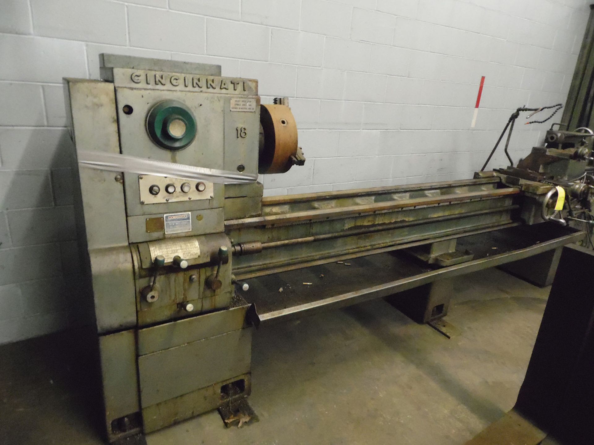 CINCINNATI 24'' X 96'' LONG BED LATHE