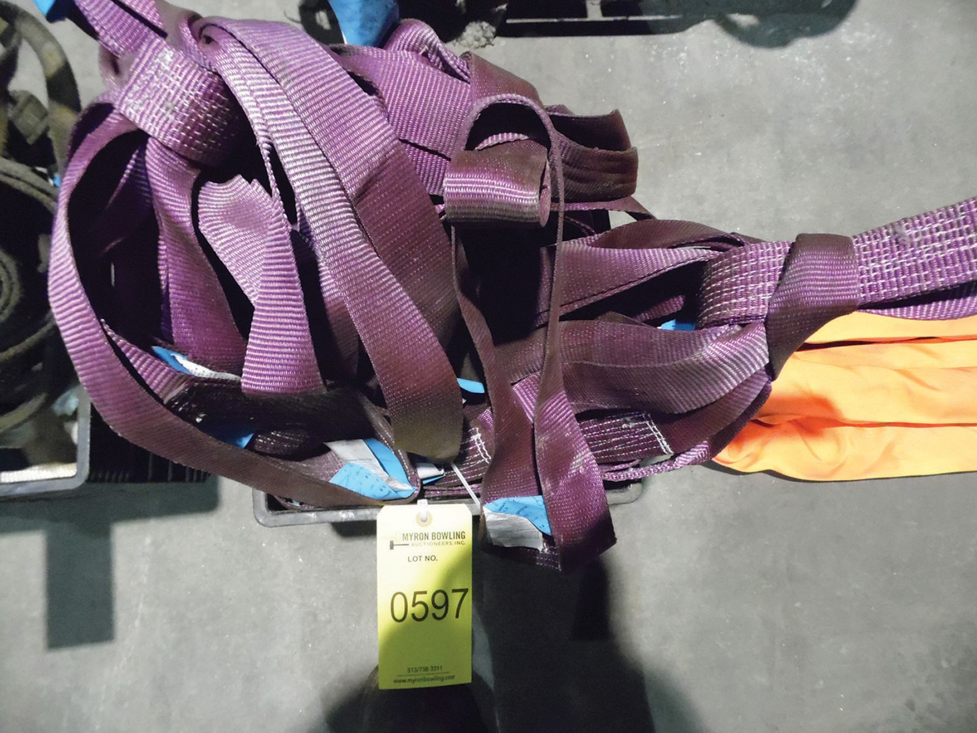 (LOT) ASSORTED SLINGS