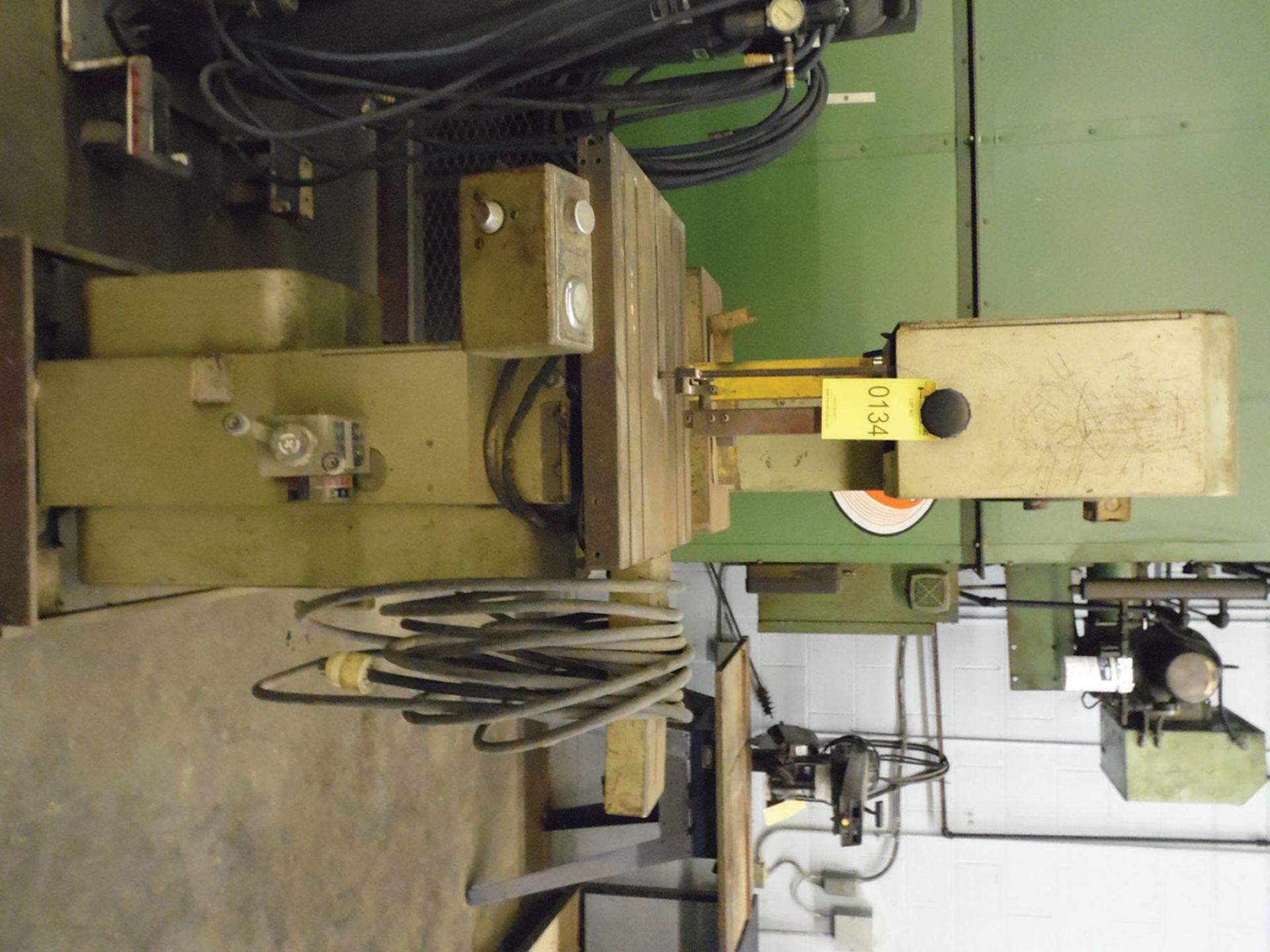 KALAMAZOO STARTRITE 30-R-10 BAND SAW, 220 3-PHASE, S/N 38491