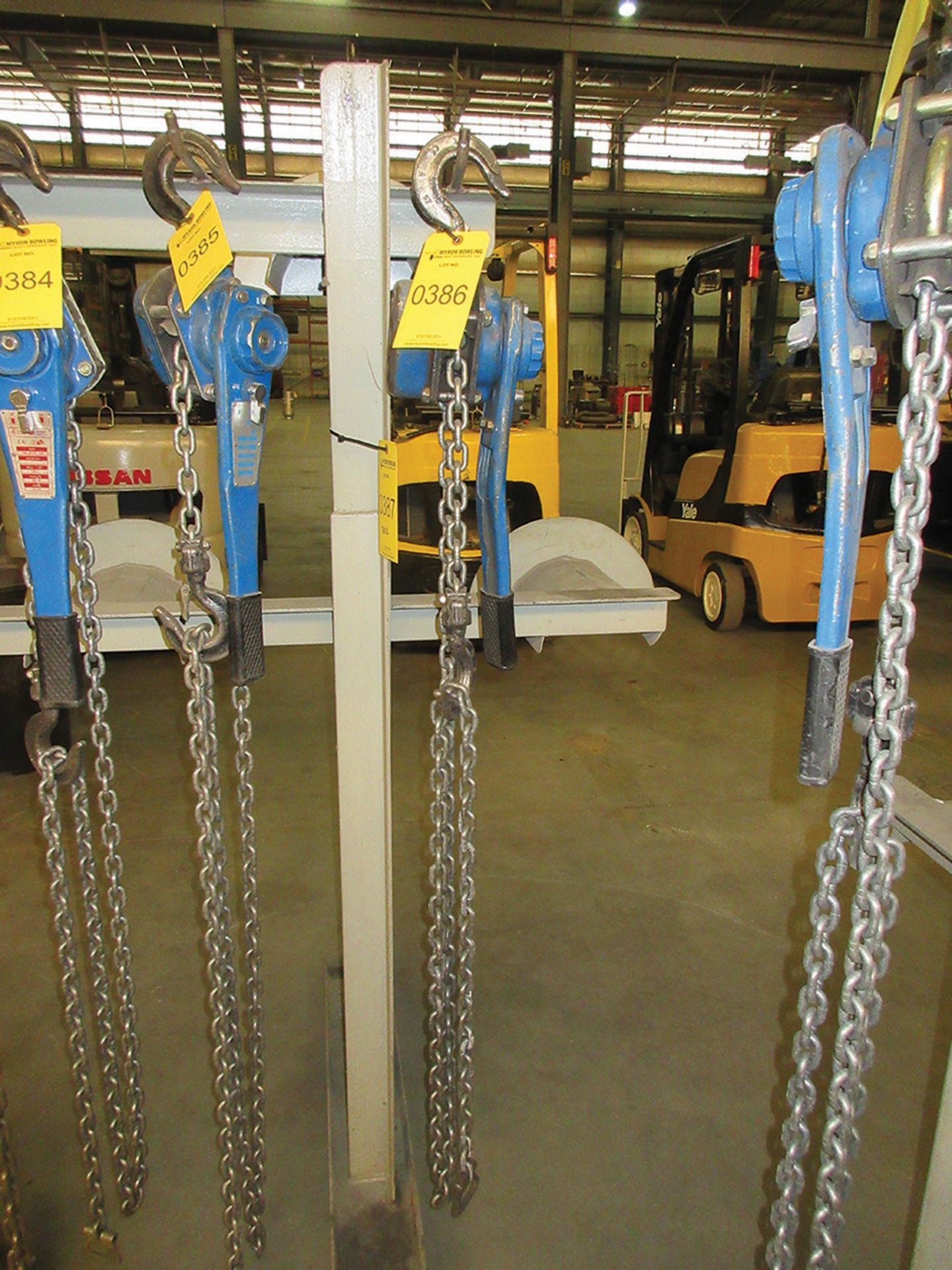 THIELE 1 1/2-TON MANUAL CHAIN HOIST