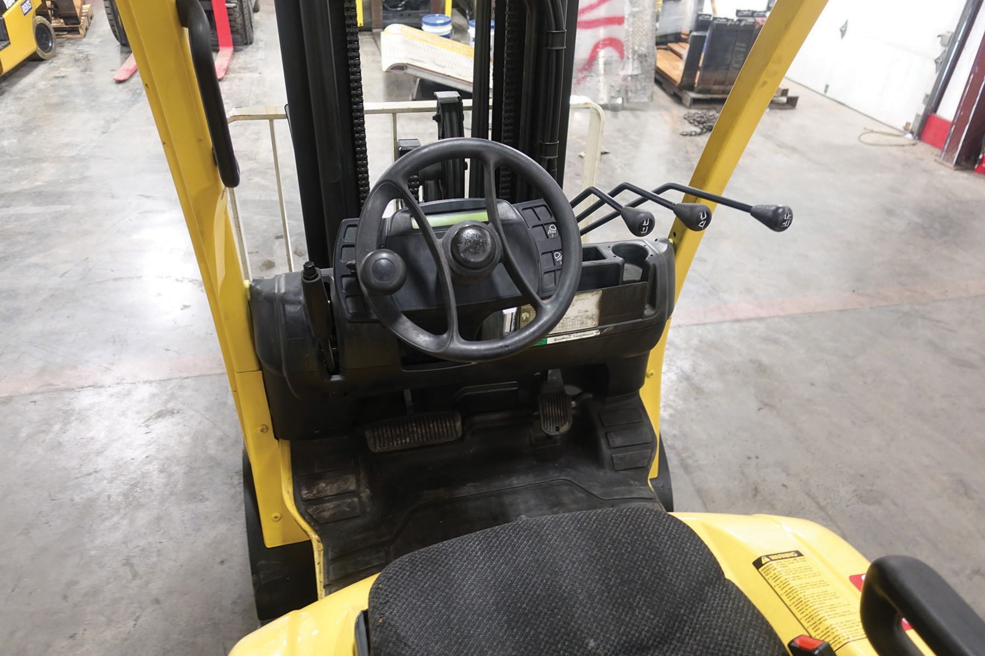 2012 HYSTER 5,000 LB. CAPACITY FORKLIFT; MODEL S50FT, S/N F187V20307K, LPG, SOLID NON-MARKING TIRES, - Image 5 of 5