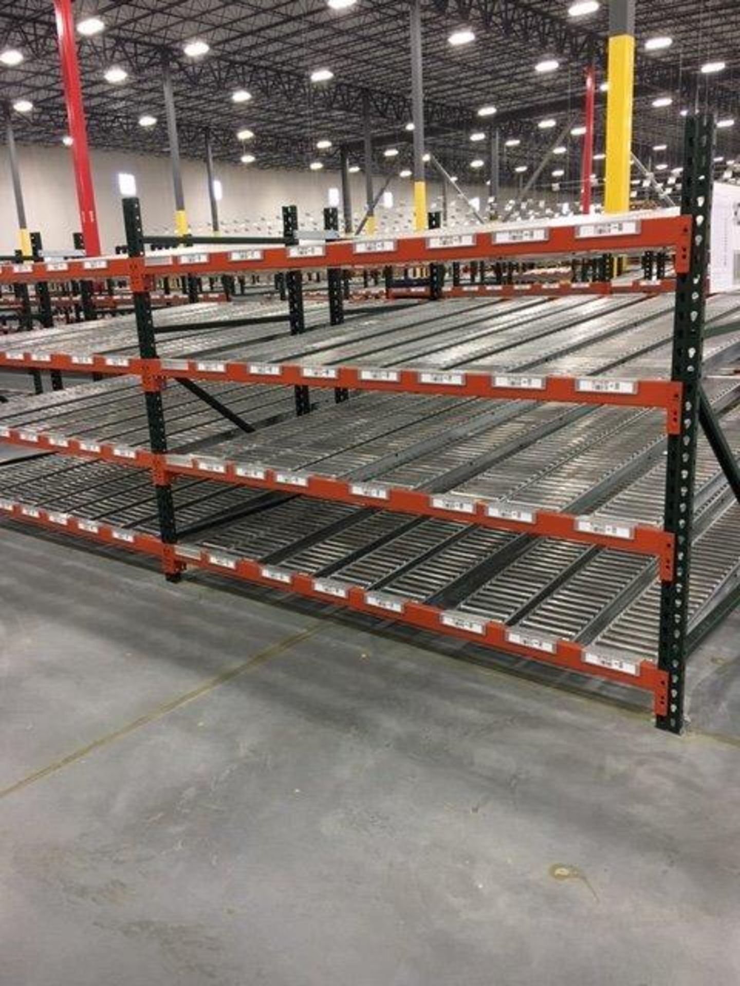 3 BAYS SPAN TRACK. INCLUDES (96) ROLLER TRACKS, (192) HANGERS, (36) TD BEAMS, (8) TD UPRIGHTS (3) - Image 2 of 8