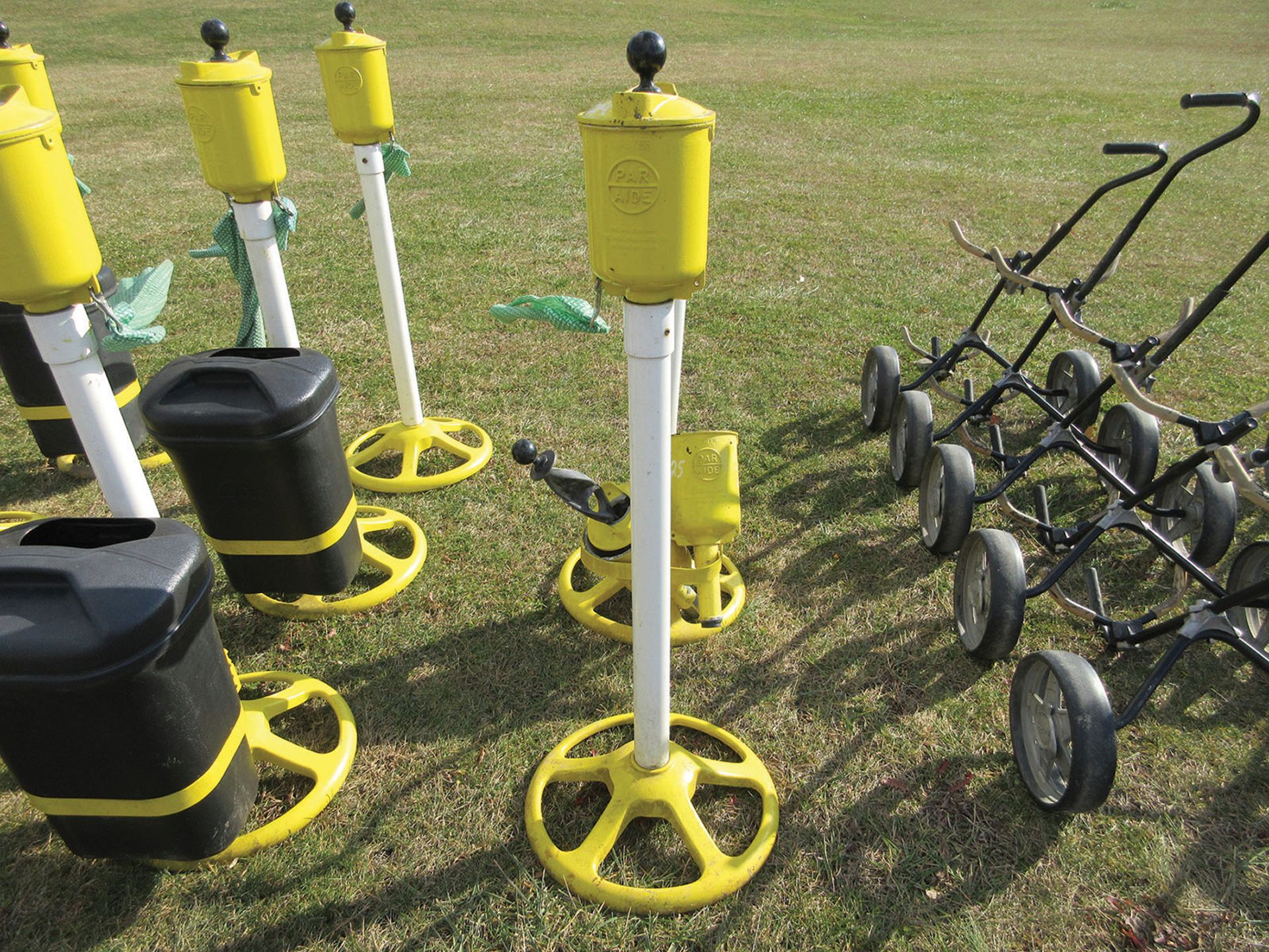 PAR AIDE GOLF BALL WASHER WITHOUT TRASH CAN