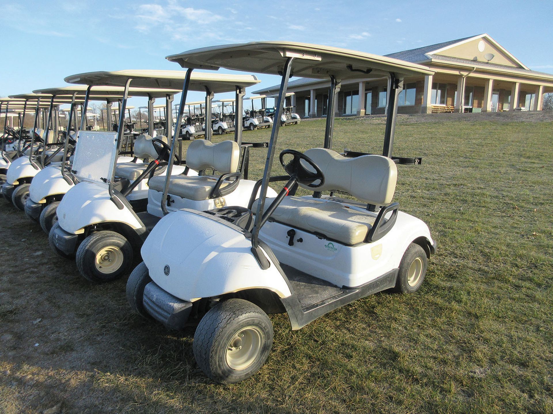 2011 YAMAHA GAS GOLF CART; MODEL YDRAXP, S/N JW8-110240 (NO REVERSE)