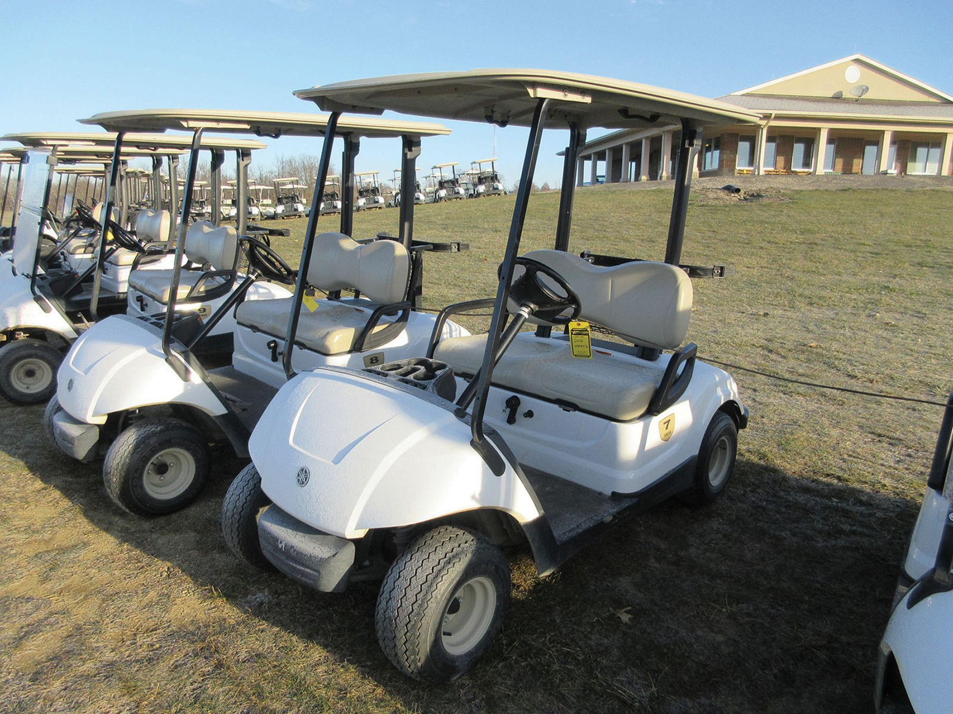 2012 1/2 YAMAHA GAS GOLF CART; MODEL YDRAX2, S/N JW8-208120