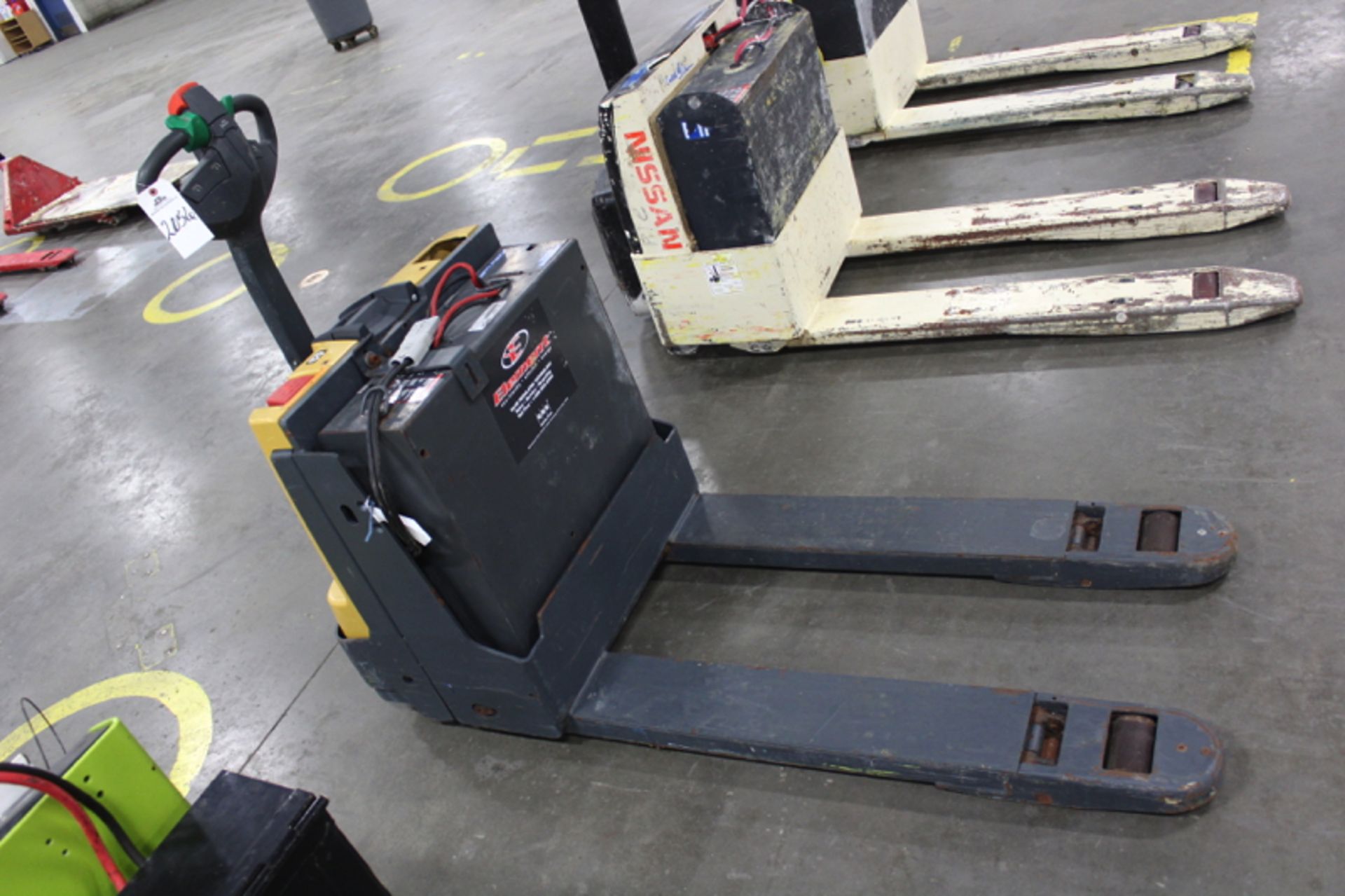 Cat Electric Pallet Jack, M# 2WP4500, S/N 90270865 (Location: Sonoco Warehouse)