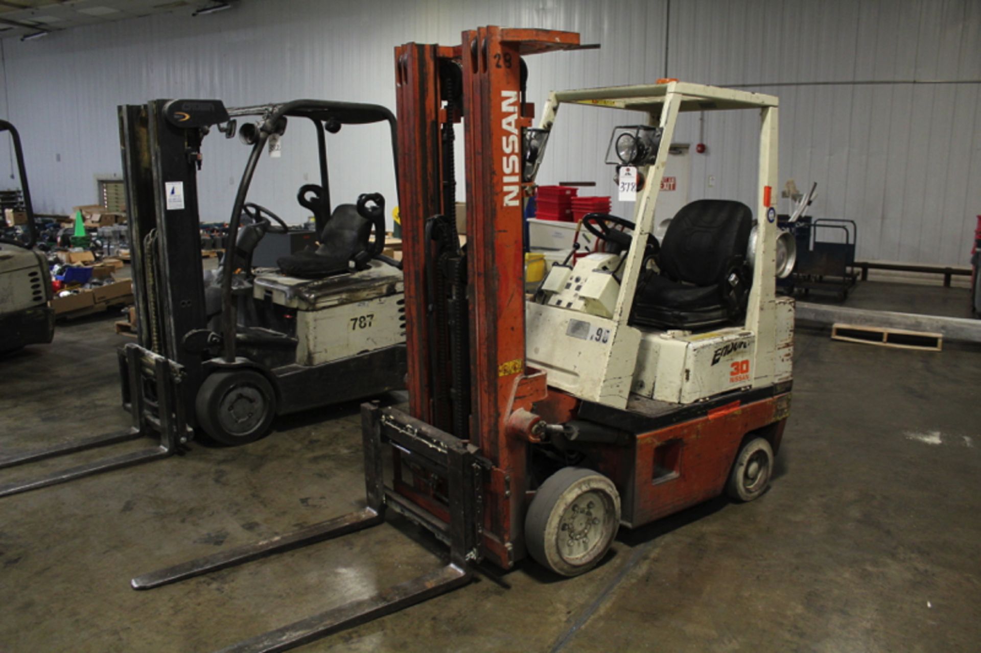 Nissan LP Forklift, 2475 Lb Capacity, Sideshift, 4931 Hours, S/N KCPH01P900027 | Location: